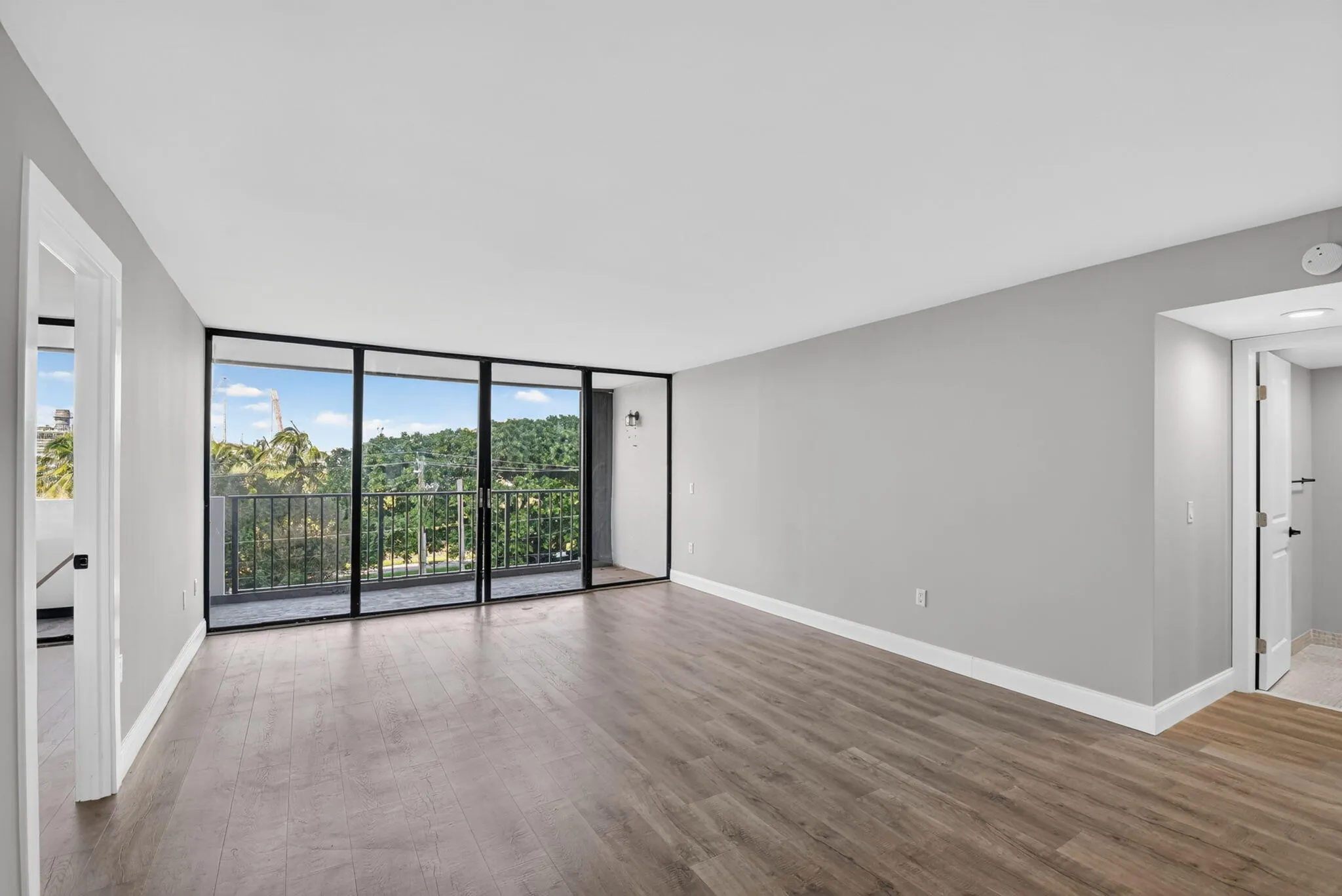 5600 N FLAGLER Drive #306