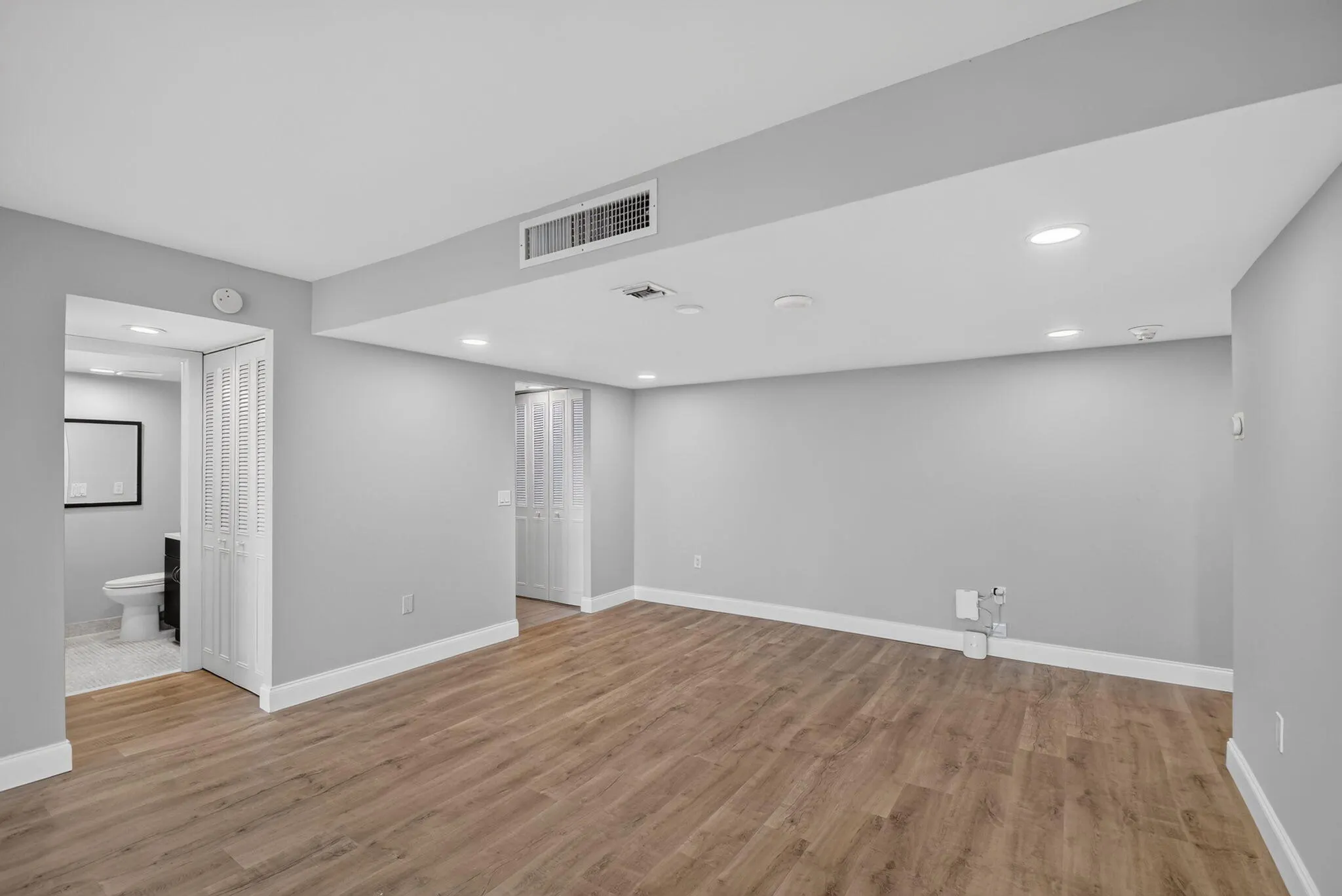 5600 N FLAGLER Drive #306
