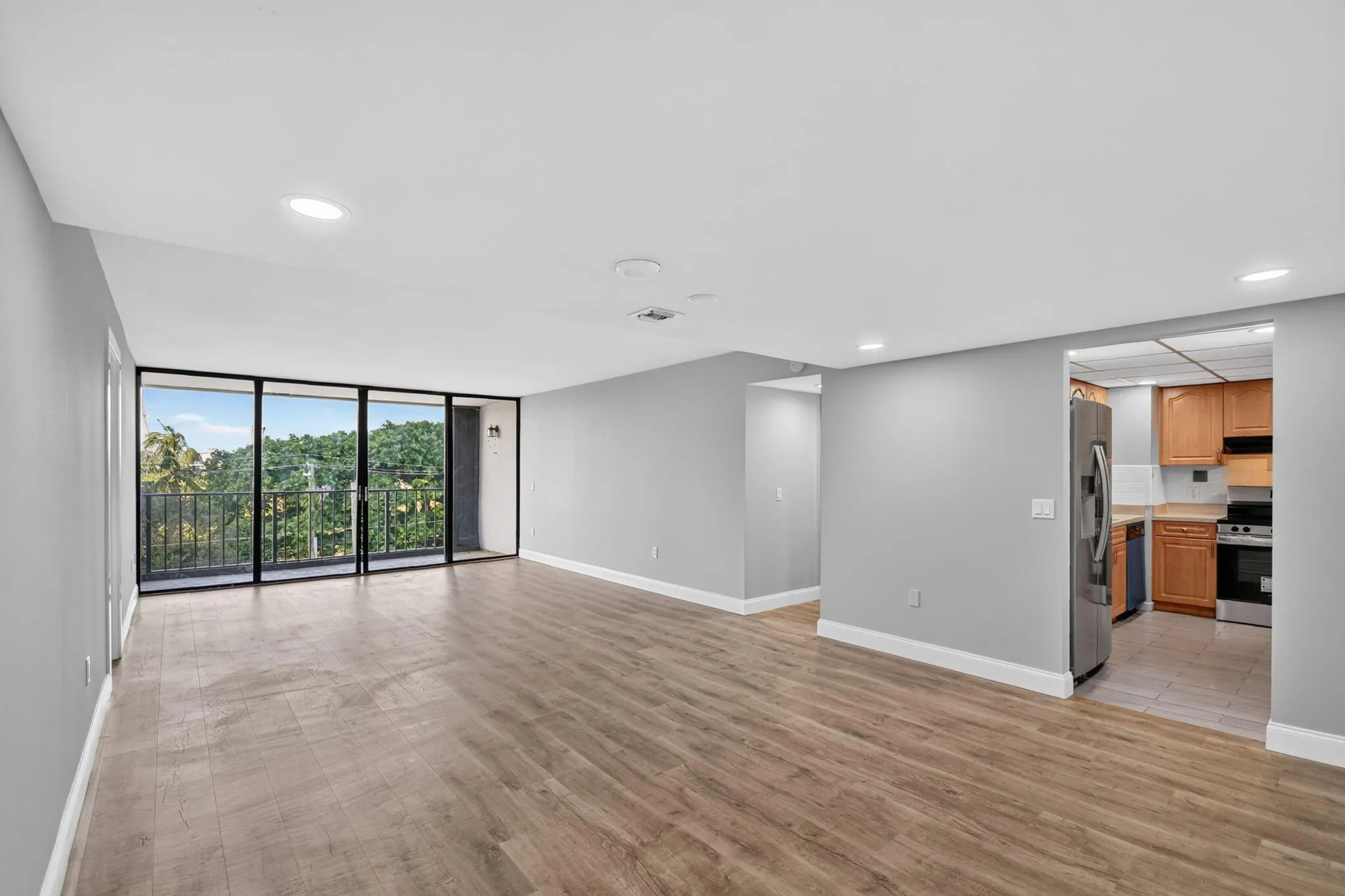5600 N FLAGLER Drive #306