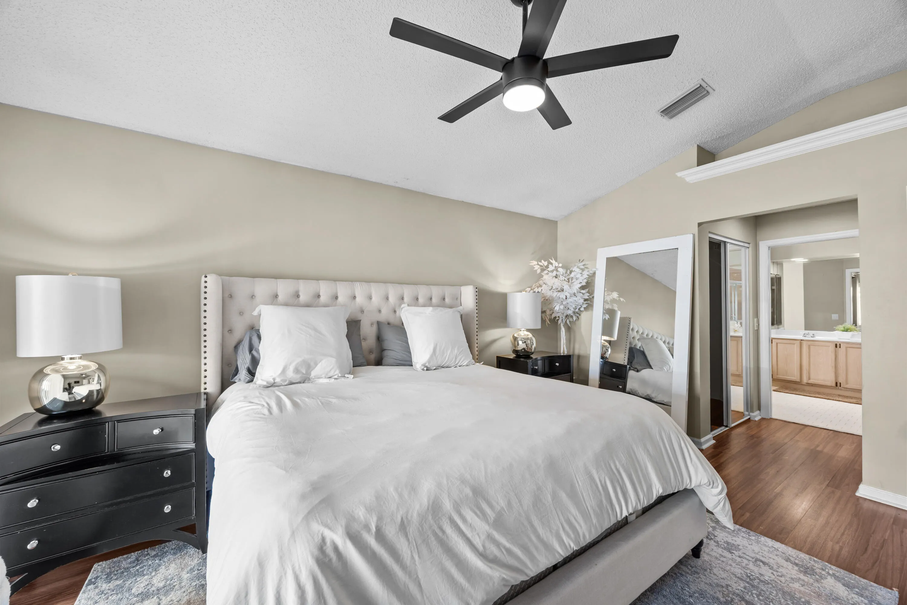 13297 EMERALD VIEW Court