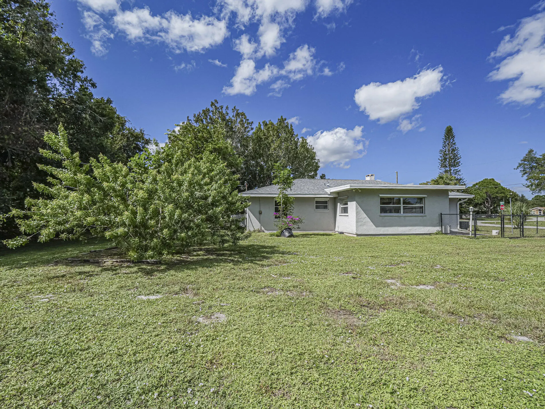 133 EASY Street