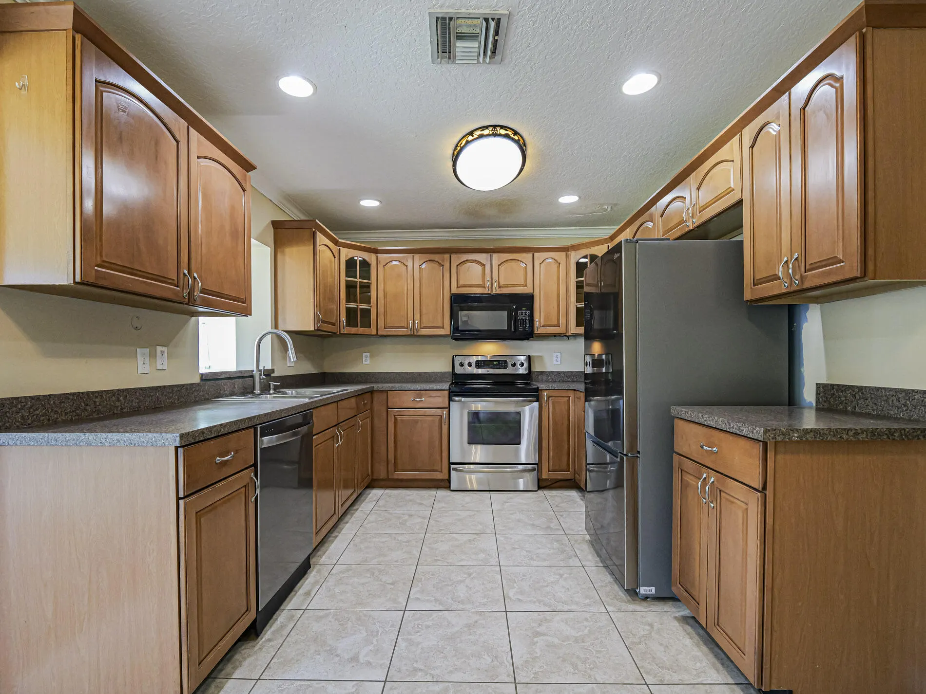 133 EASY Street