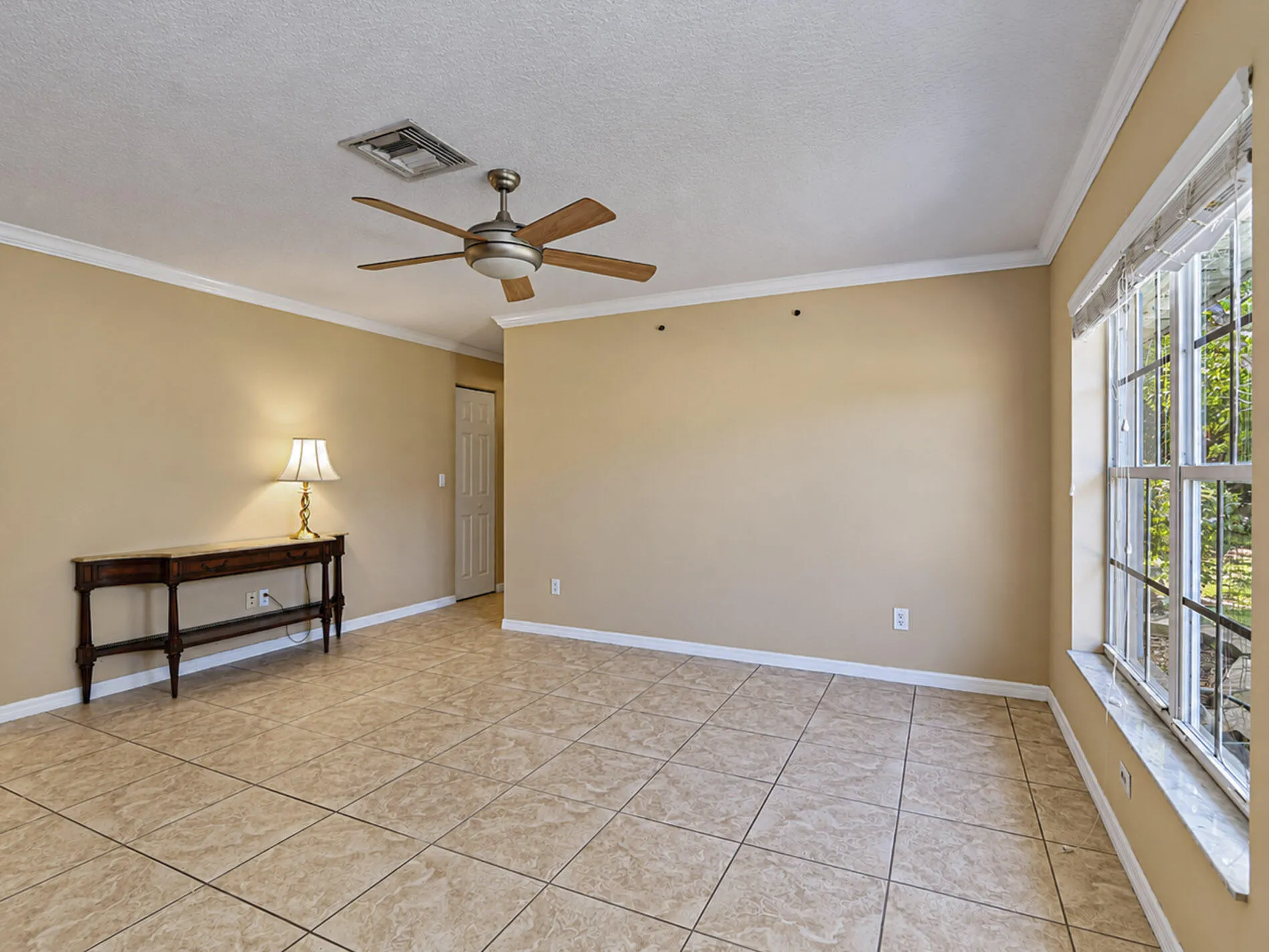 133 EASY Street