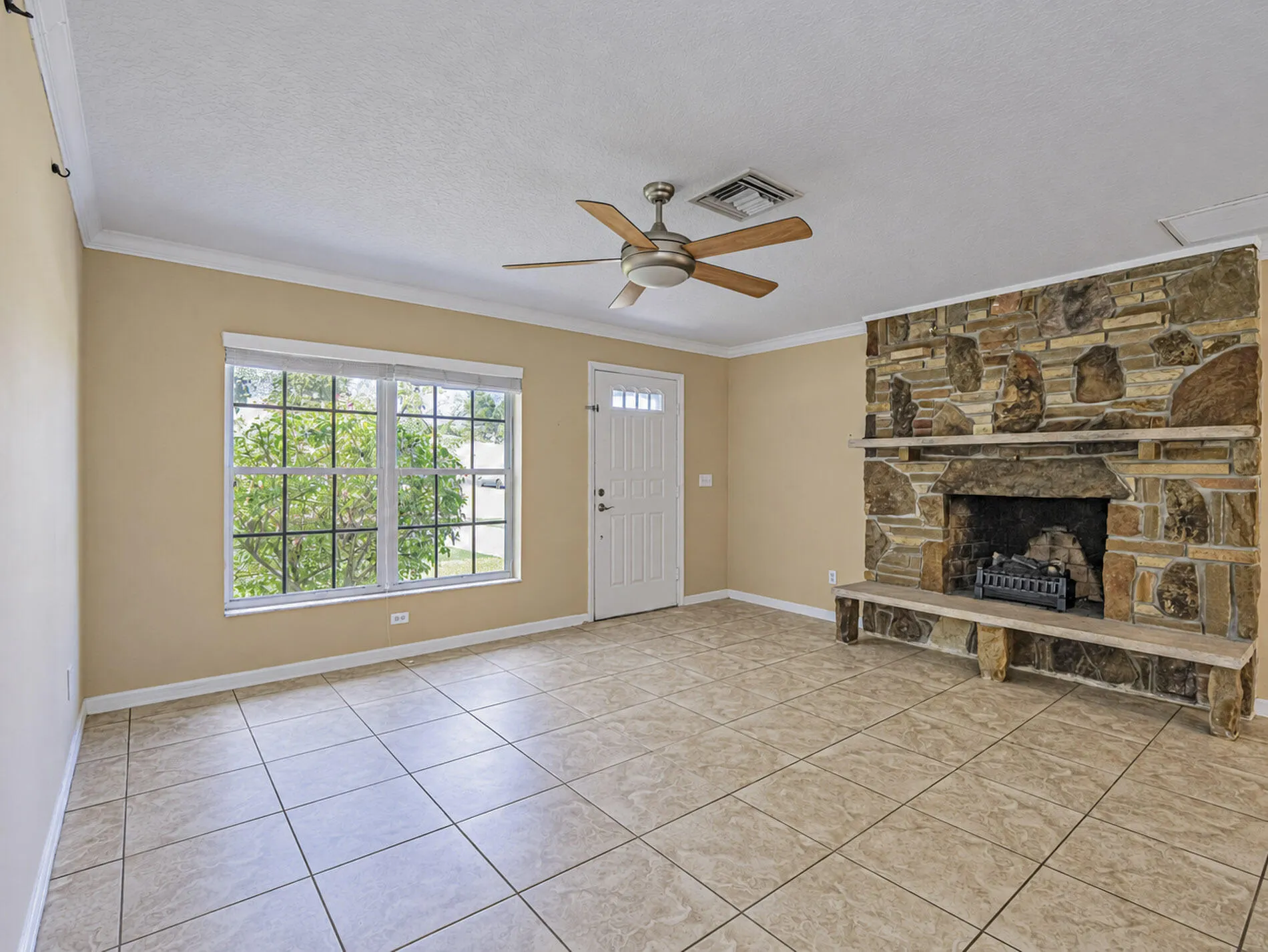 133 EASY Street