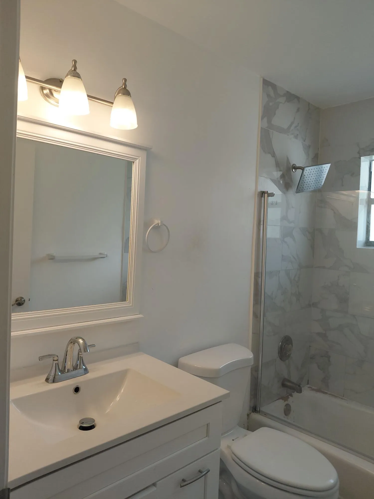 1008 NE 33RD Street