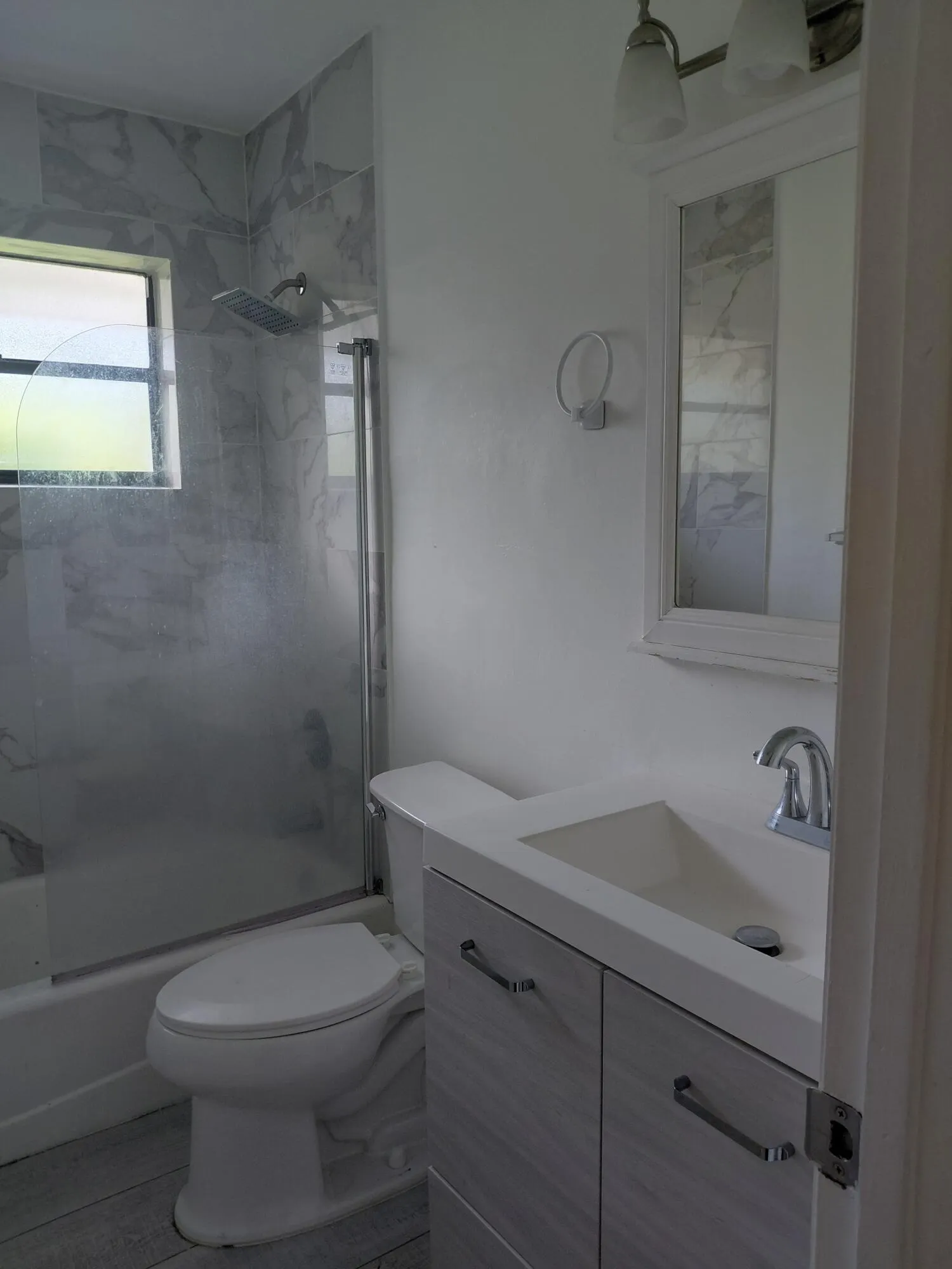 1008 NE 33RD Street