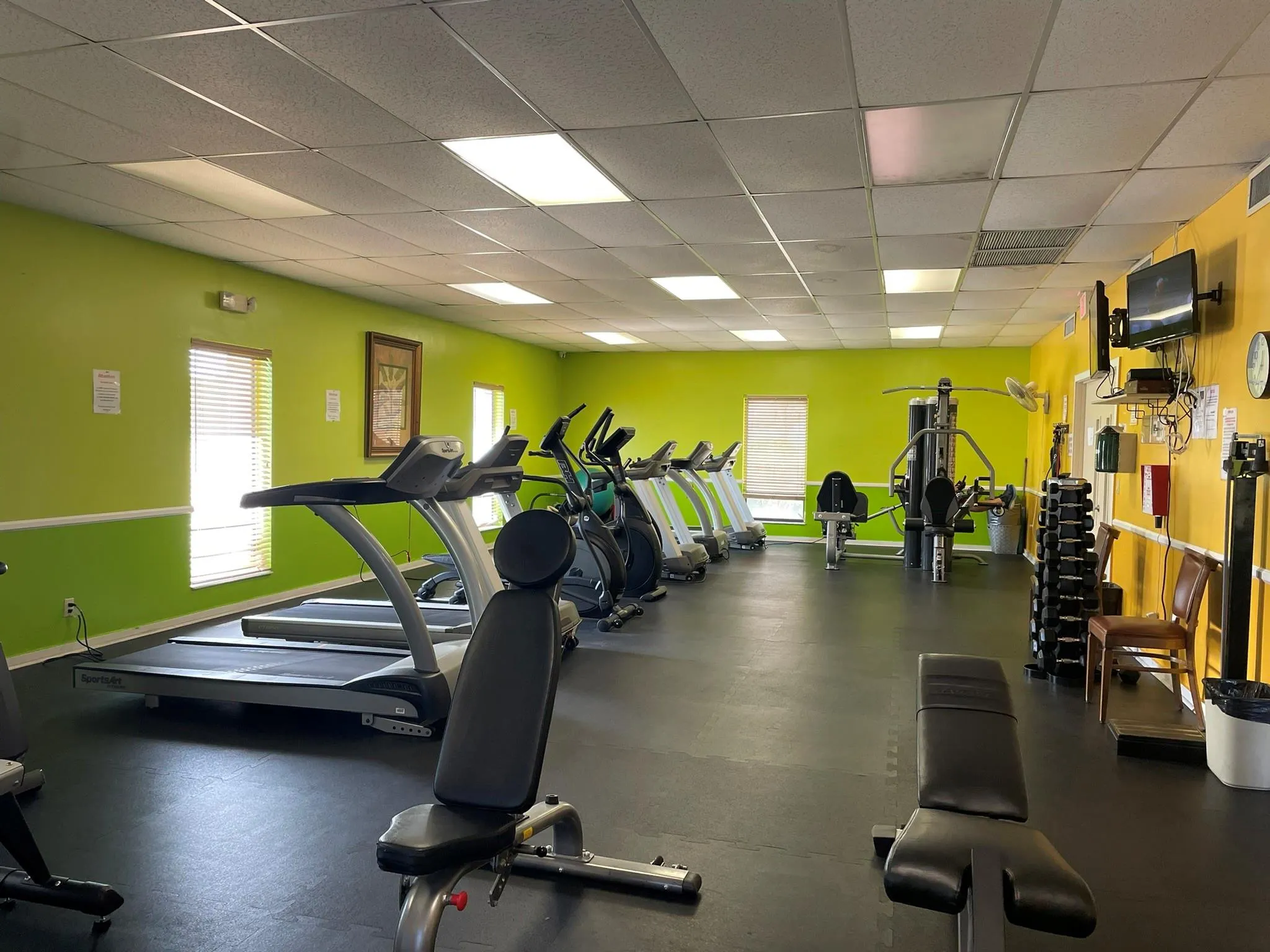 2520 NE 1st Court #411