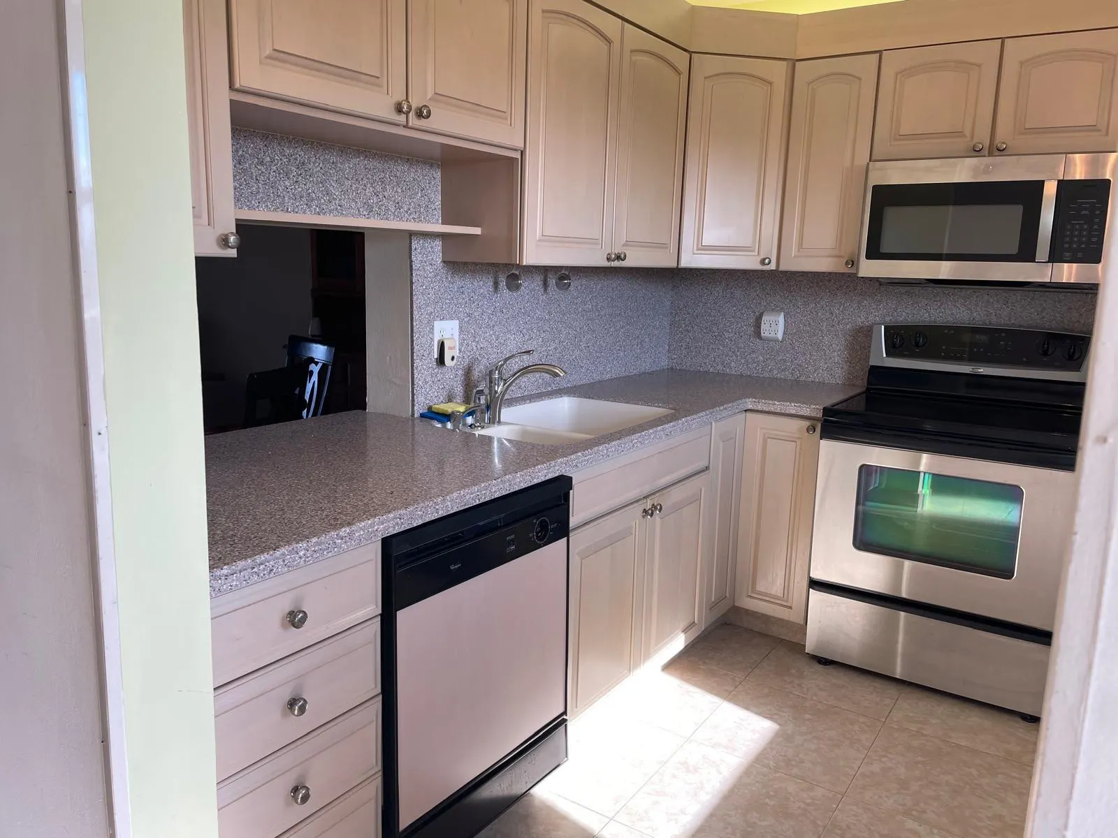 2520 NE 1st Court #411