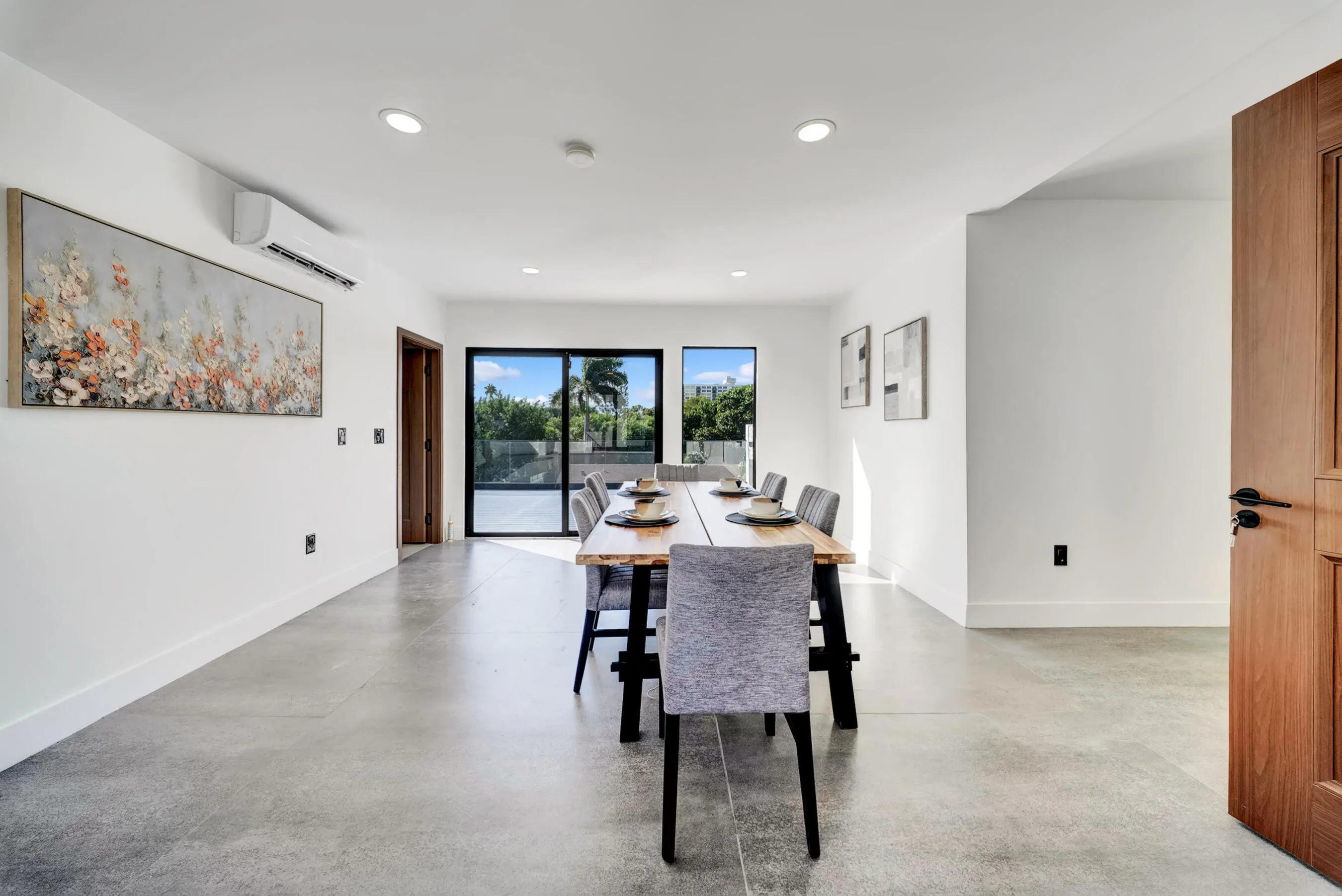 961 LAKE WYMAN Road