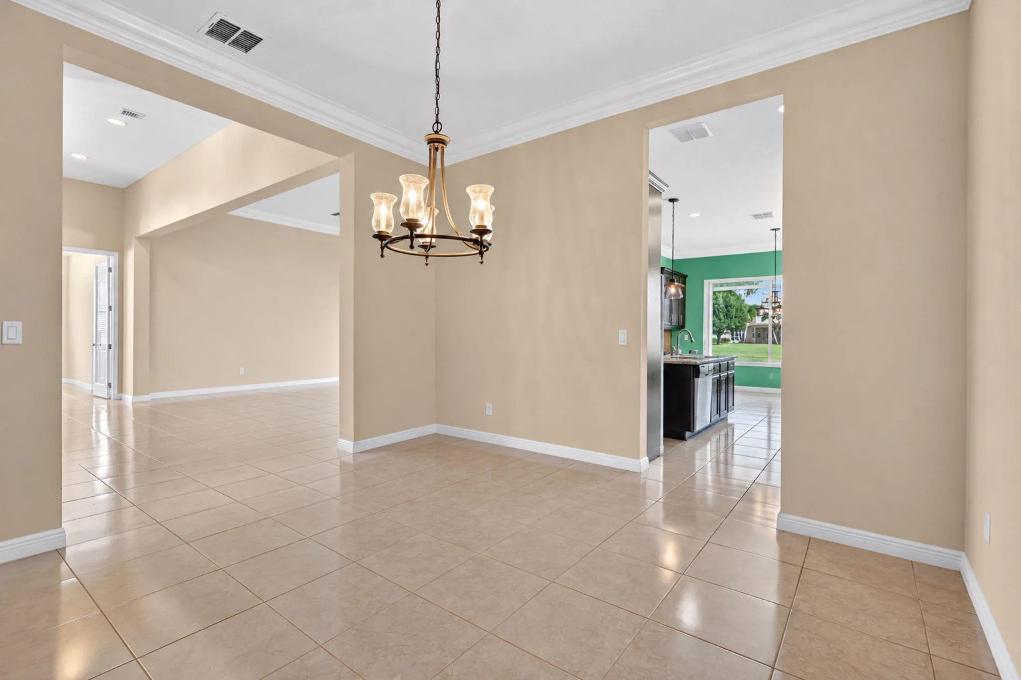 2572 COOPER Way