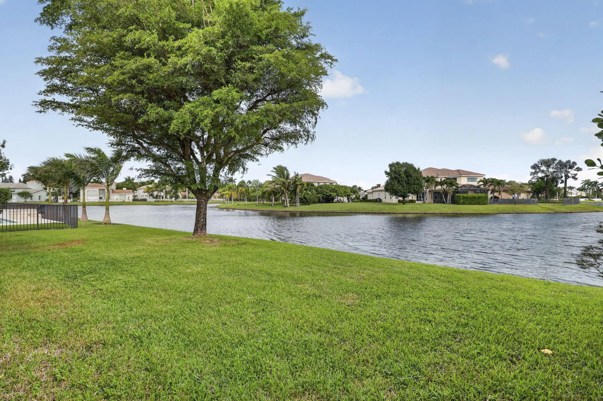 2572 COOPER Way