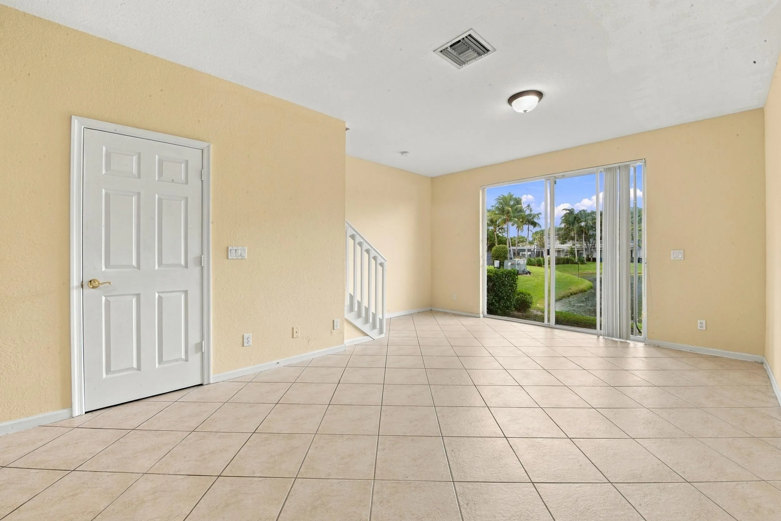 3593 NW 13TH Street