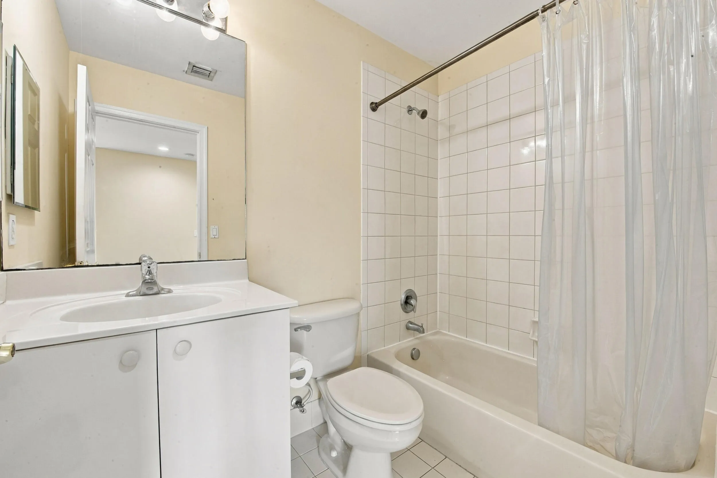 3593 NW 13TH Street