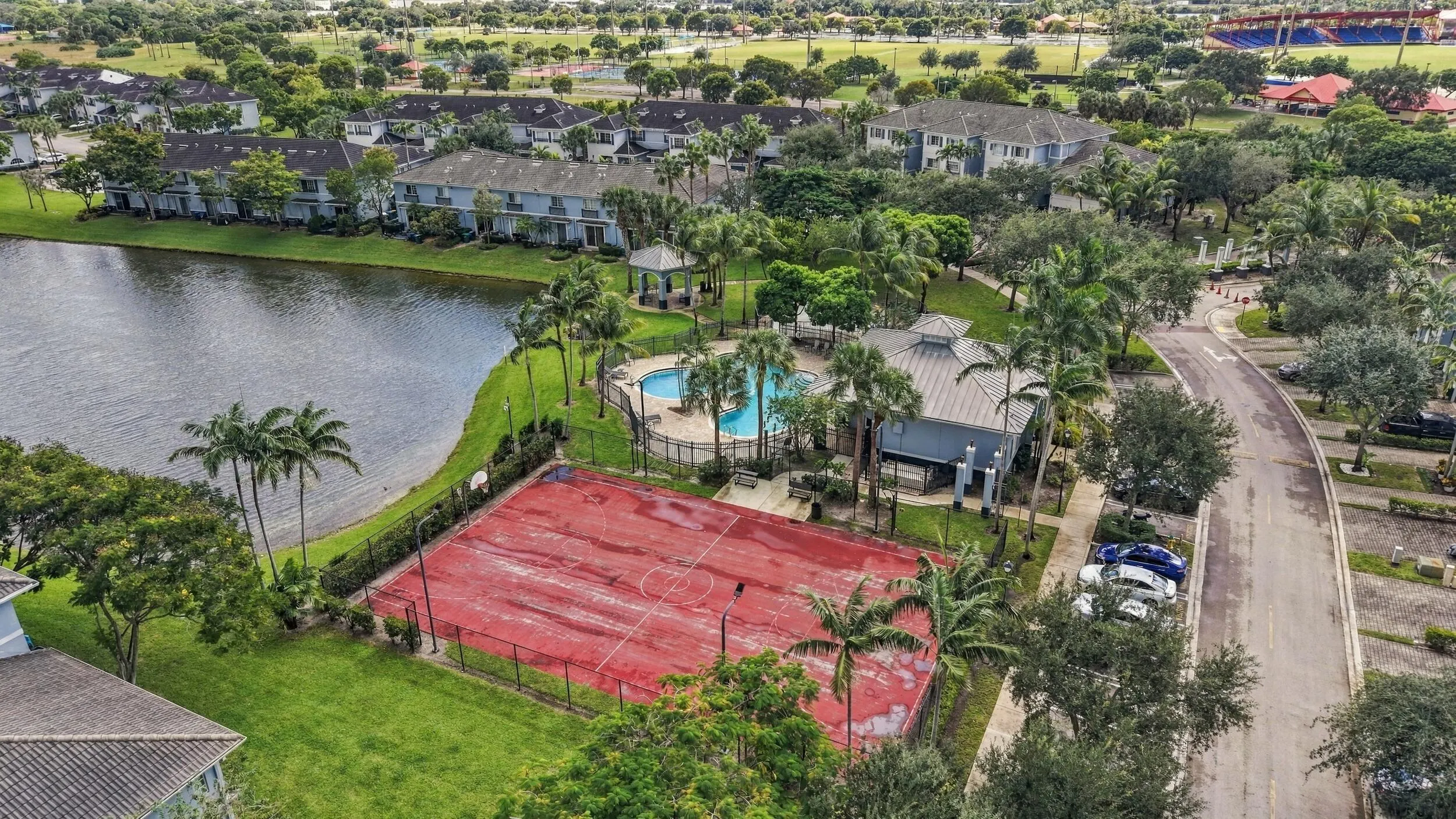 3593 NW 13TH Street