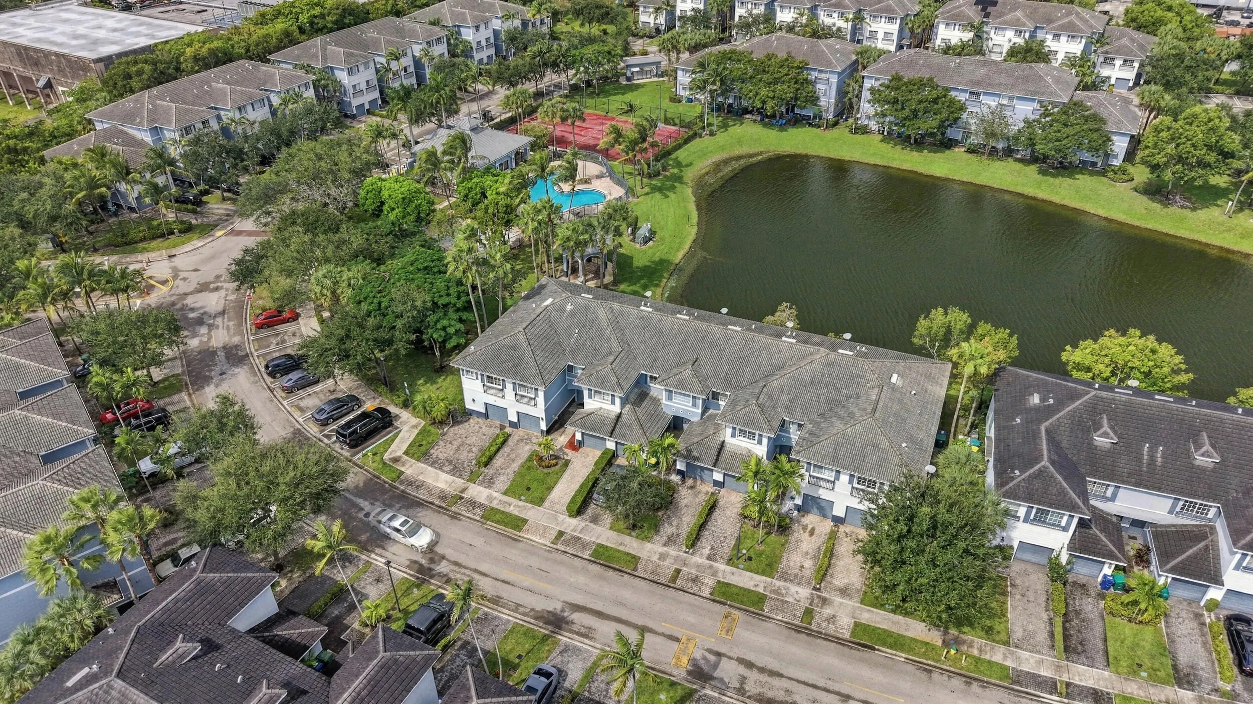 3593 NW 13TH Street