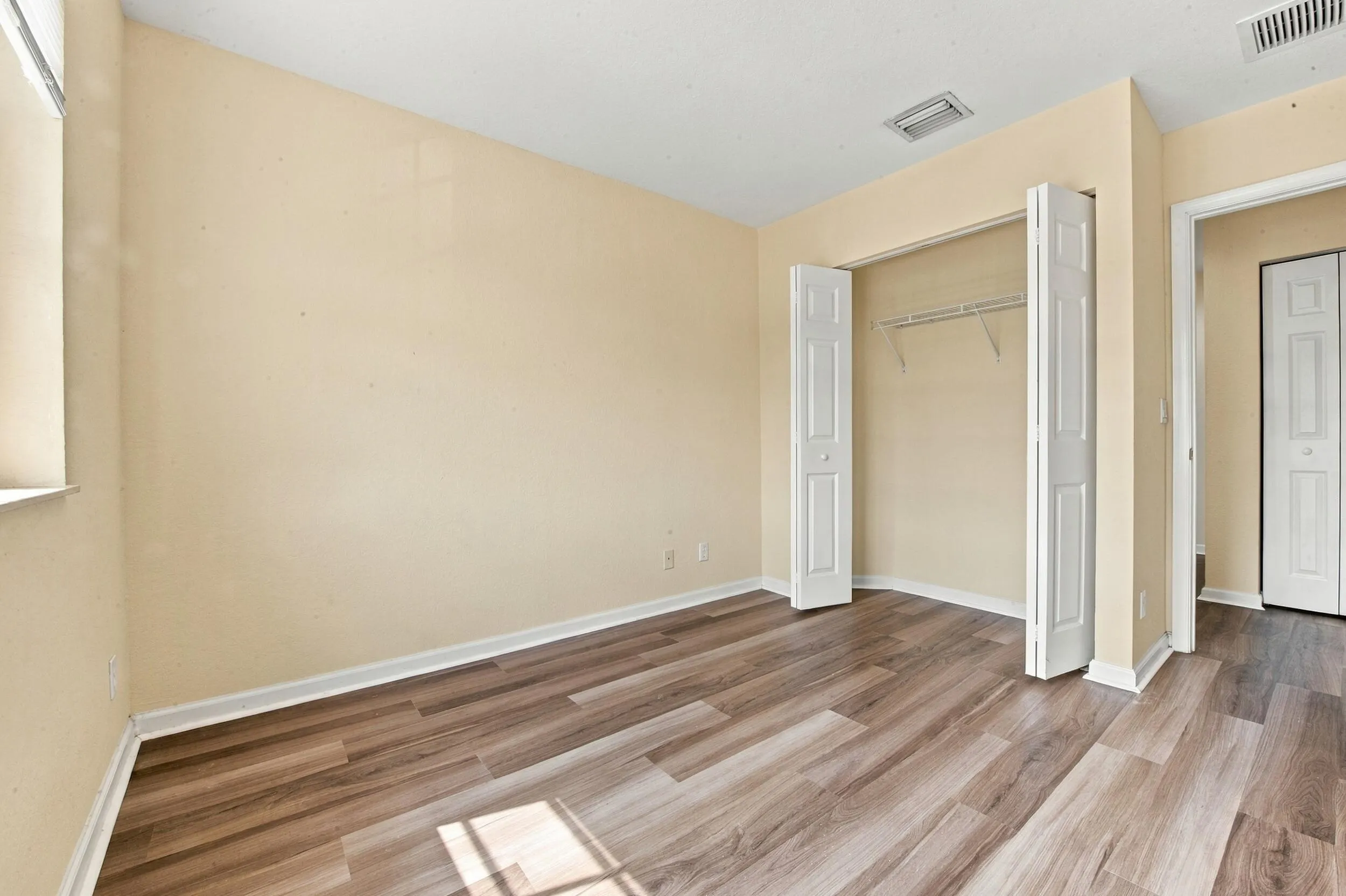 3593 NW 13TH Street