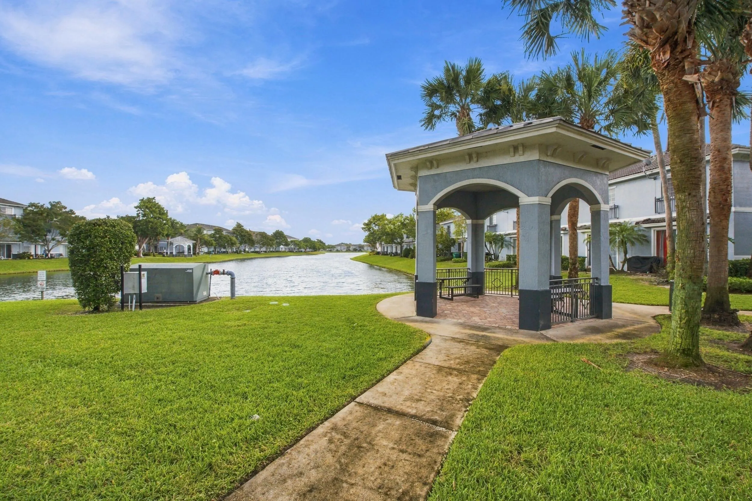 3593 NW 13TH Street