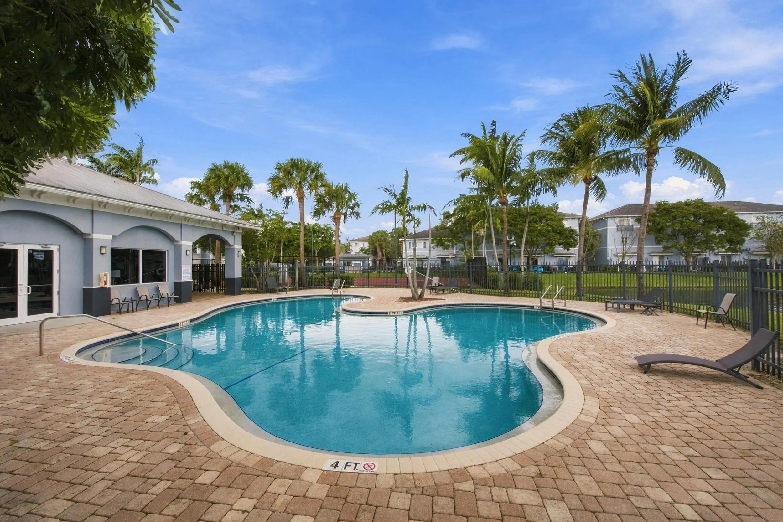 3593 NW 13TH Street