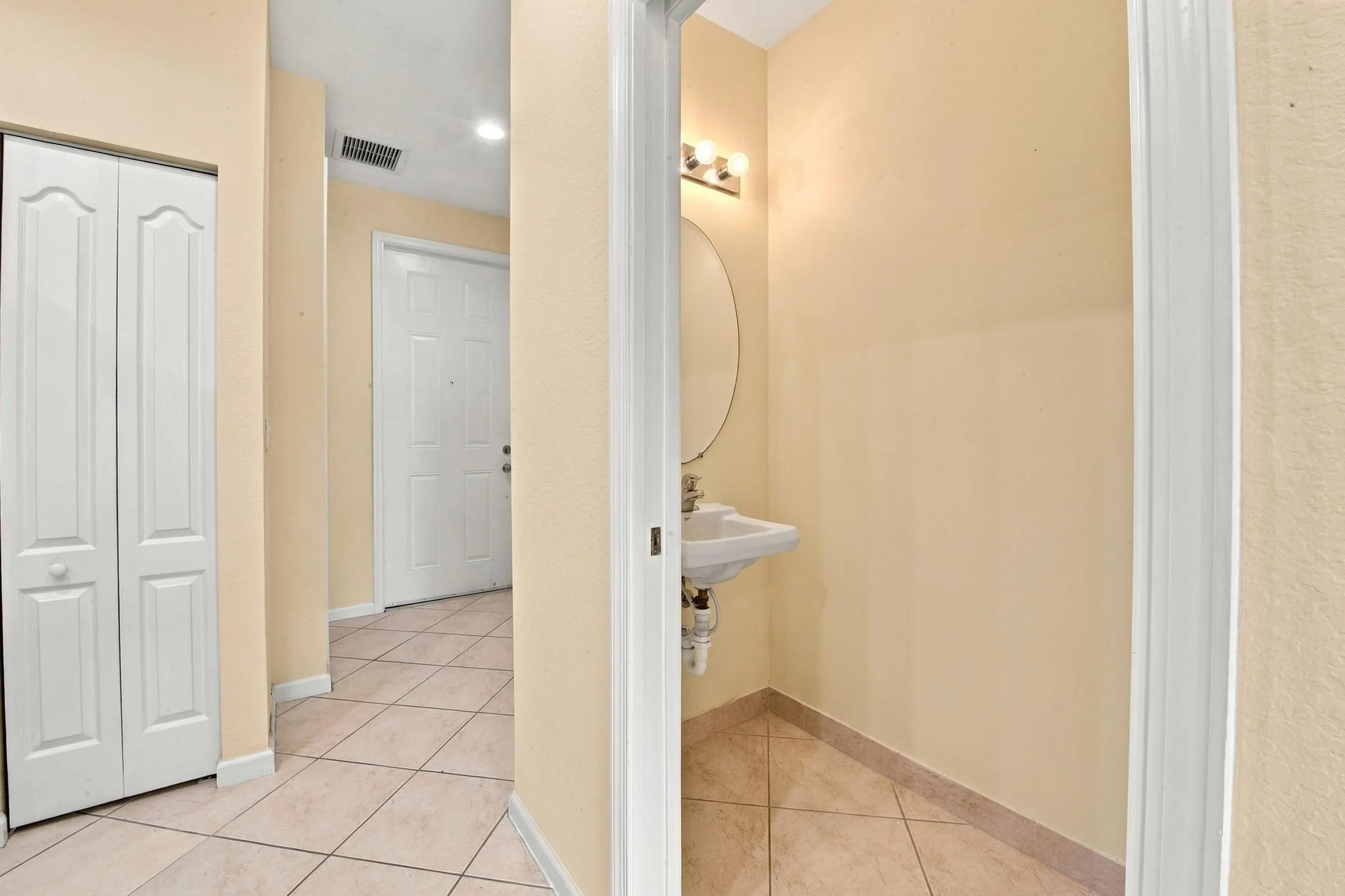 3593 NW 13TH Street