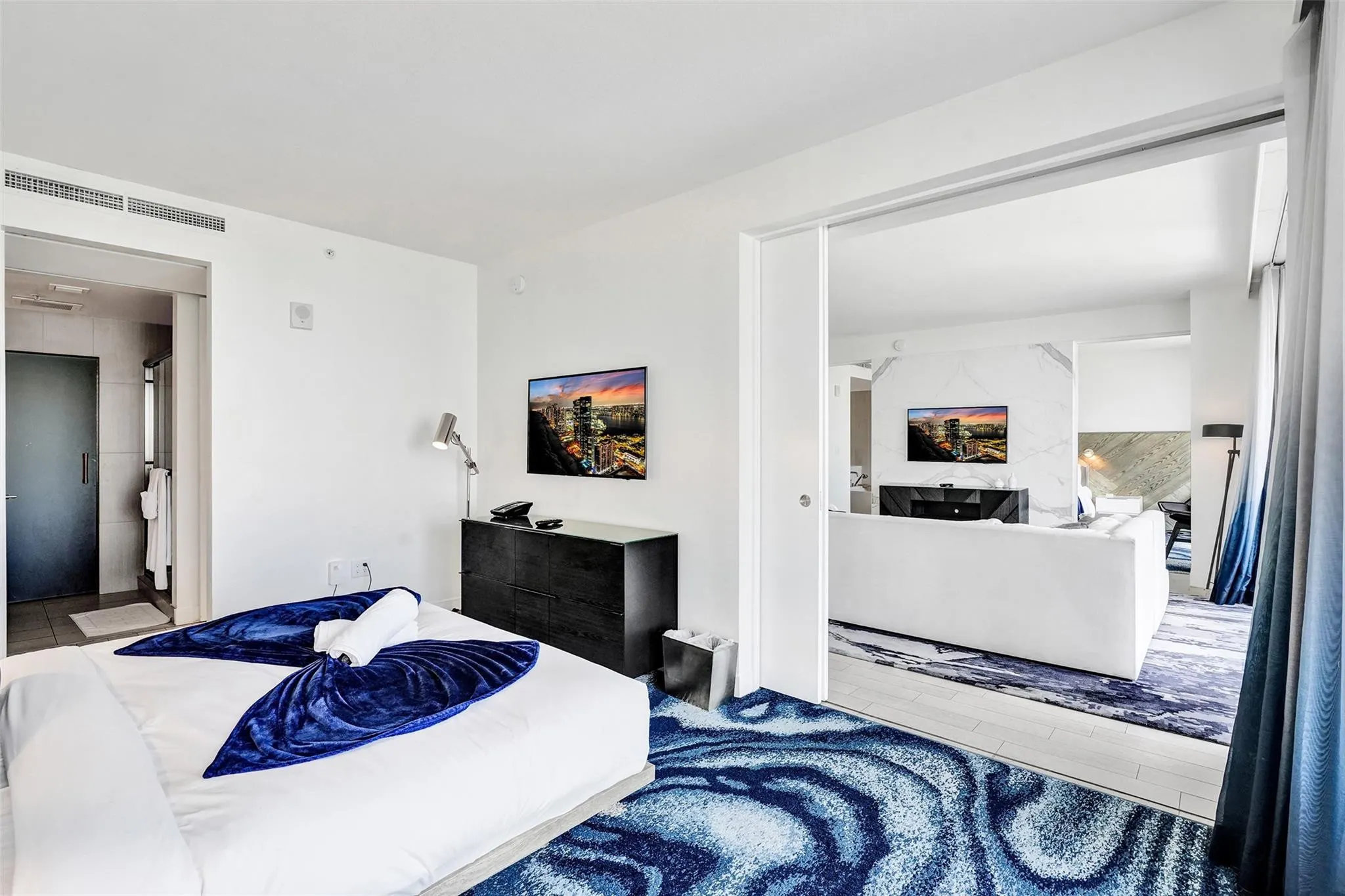 3101 BAYSHORE Drive #1806