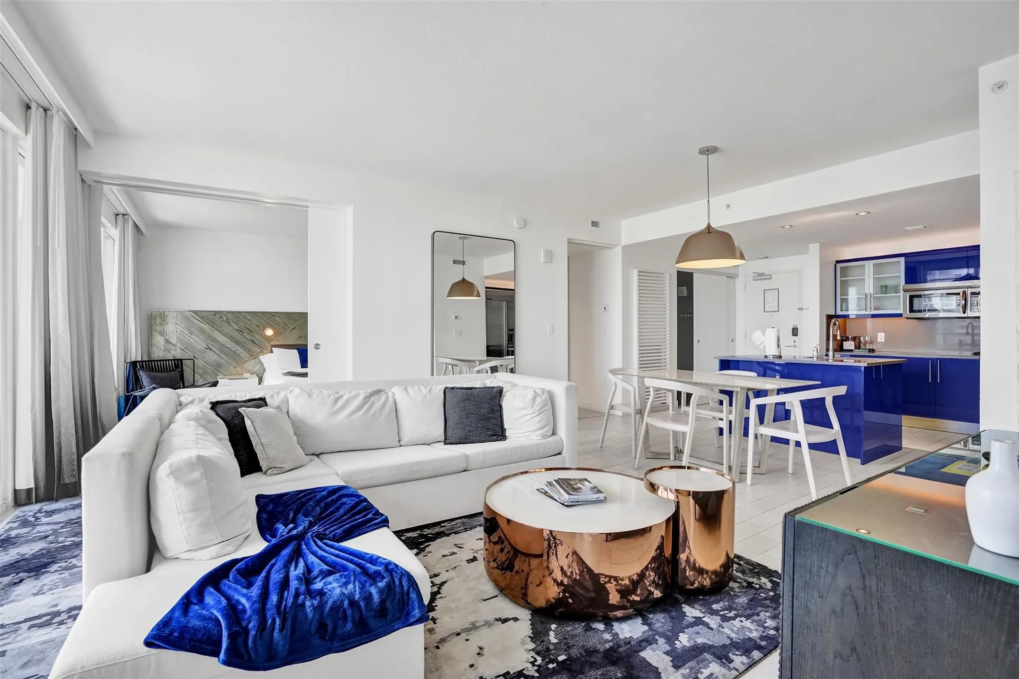 3101 BAYSHORE Drive #1806