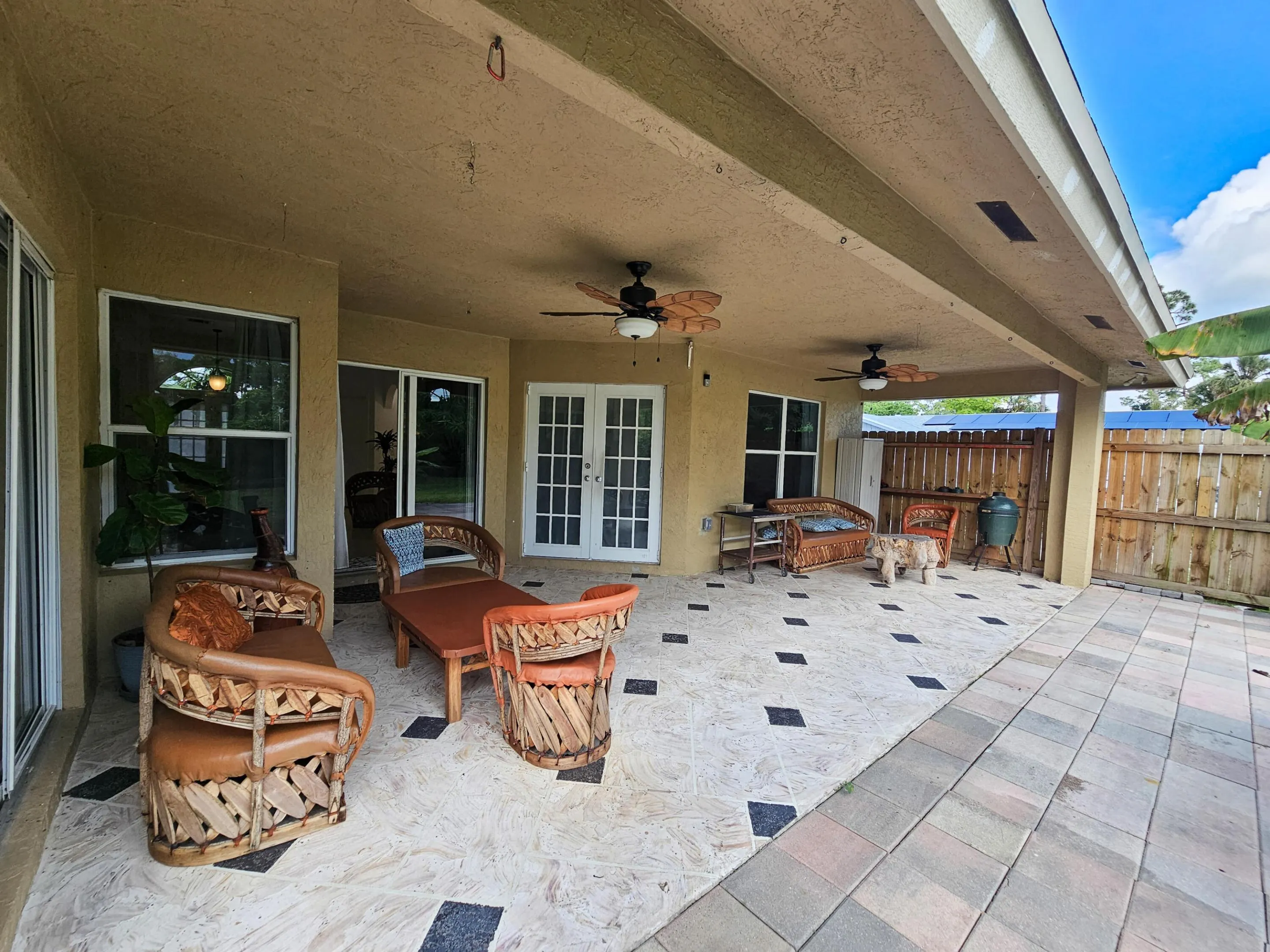 1136 PALMETTO Road