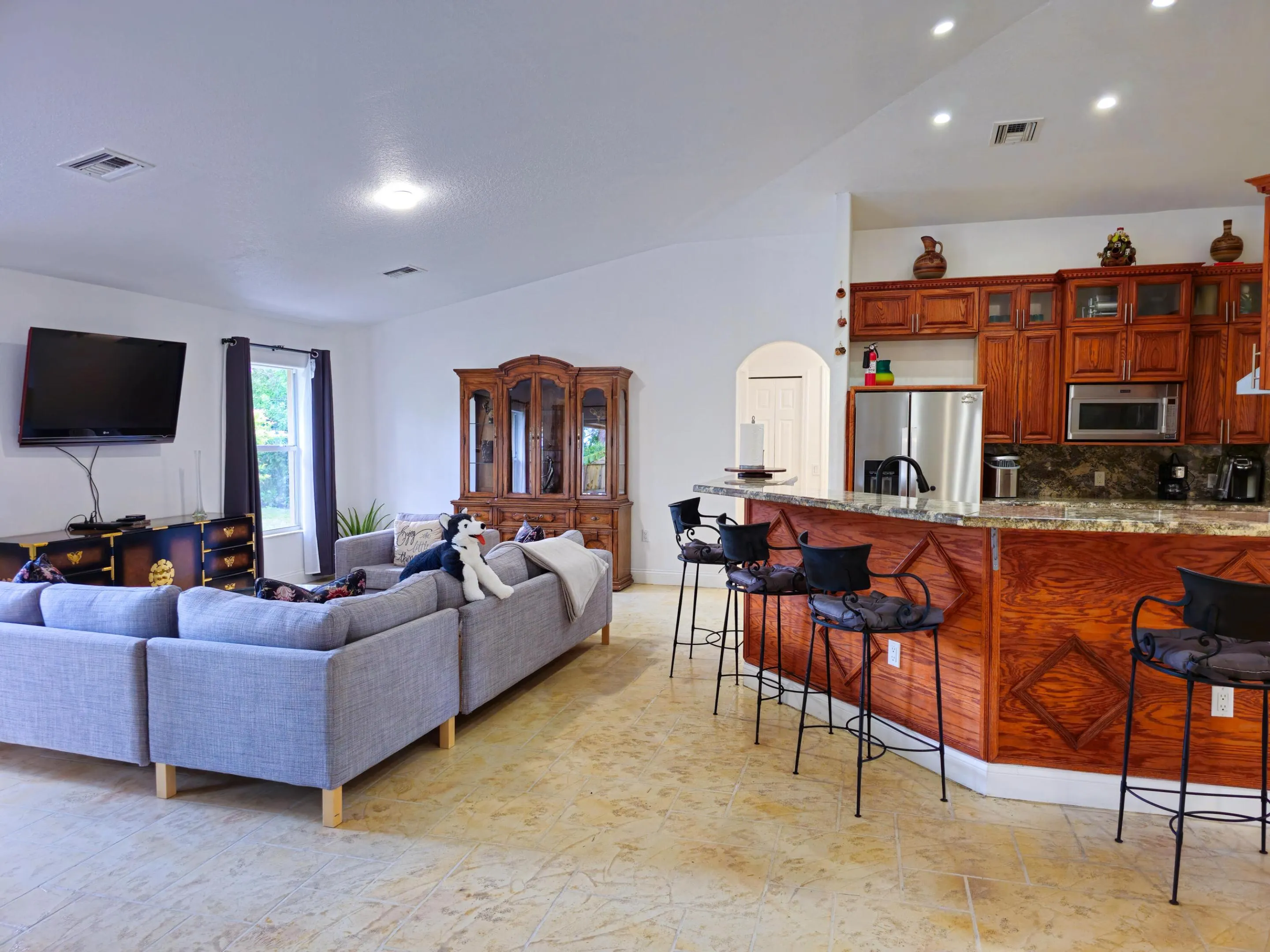 1136 PALMETTO Road