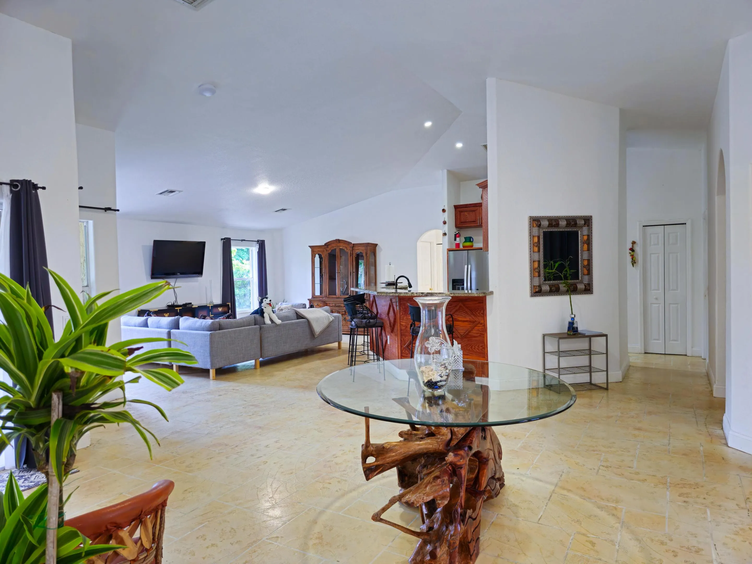 1136 PALMETTO Road