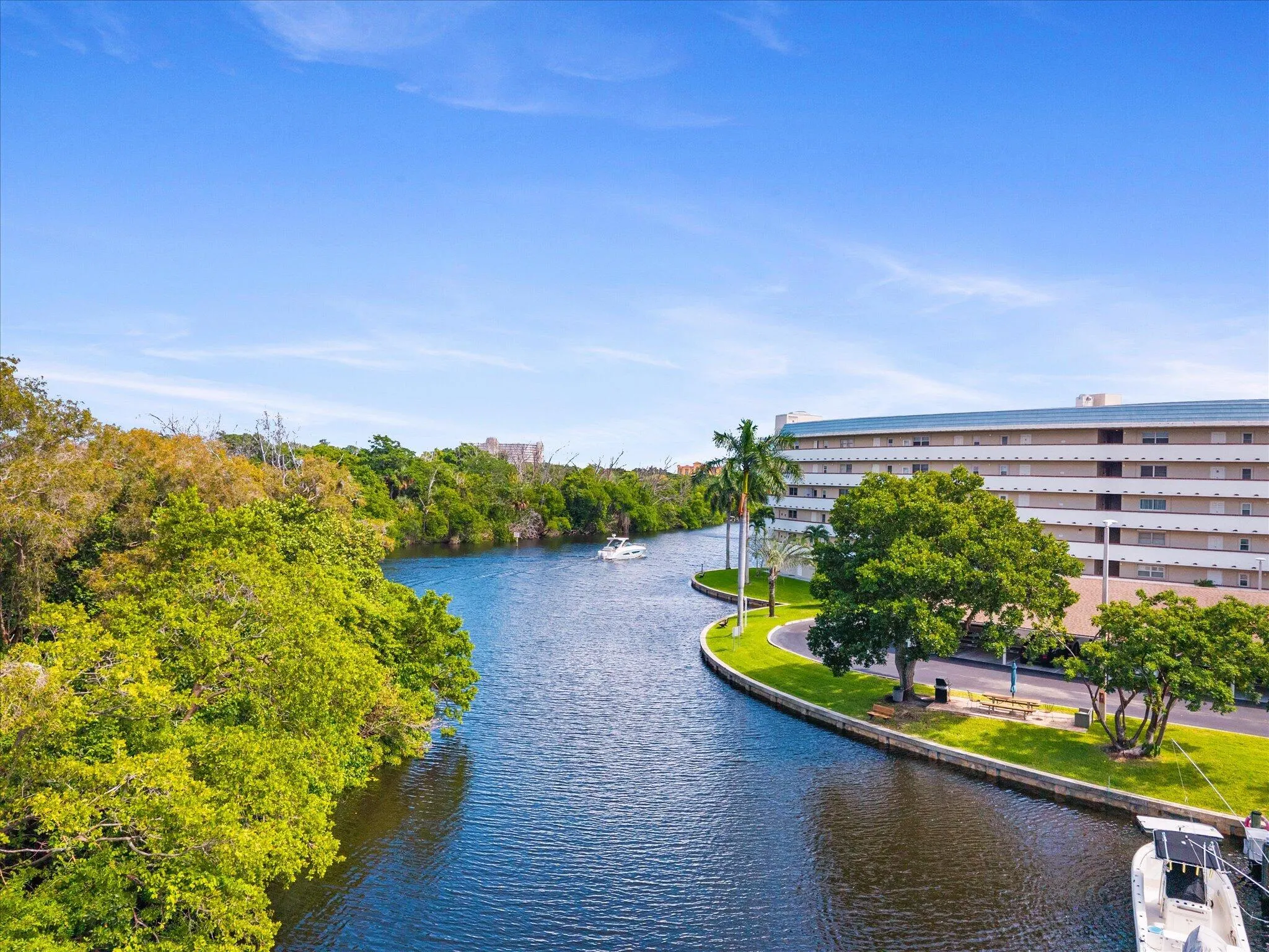 1319 E HILLSBORO Boulevard #409