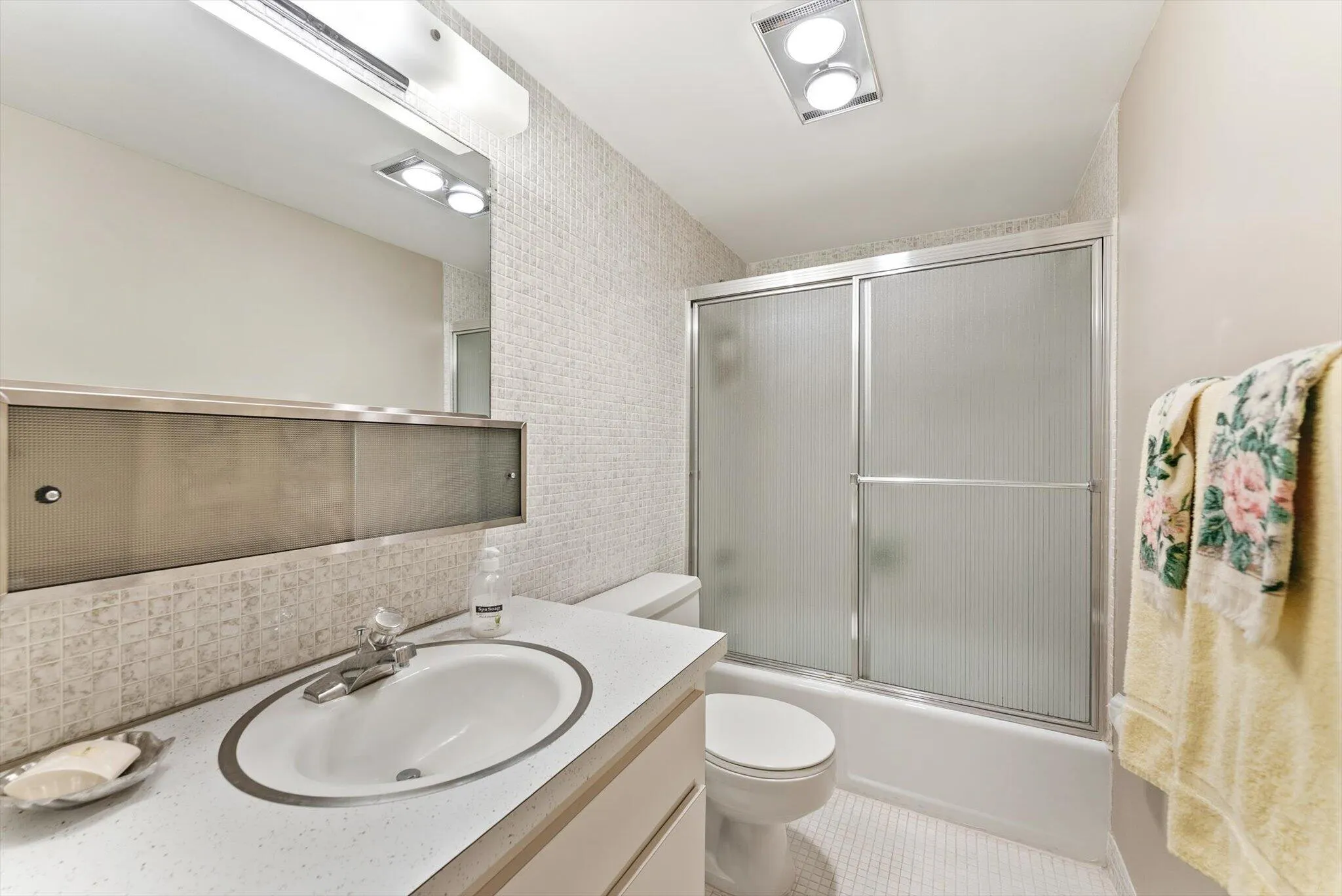 1319 E HILLSBORO Boulevard #409