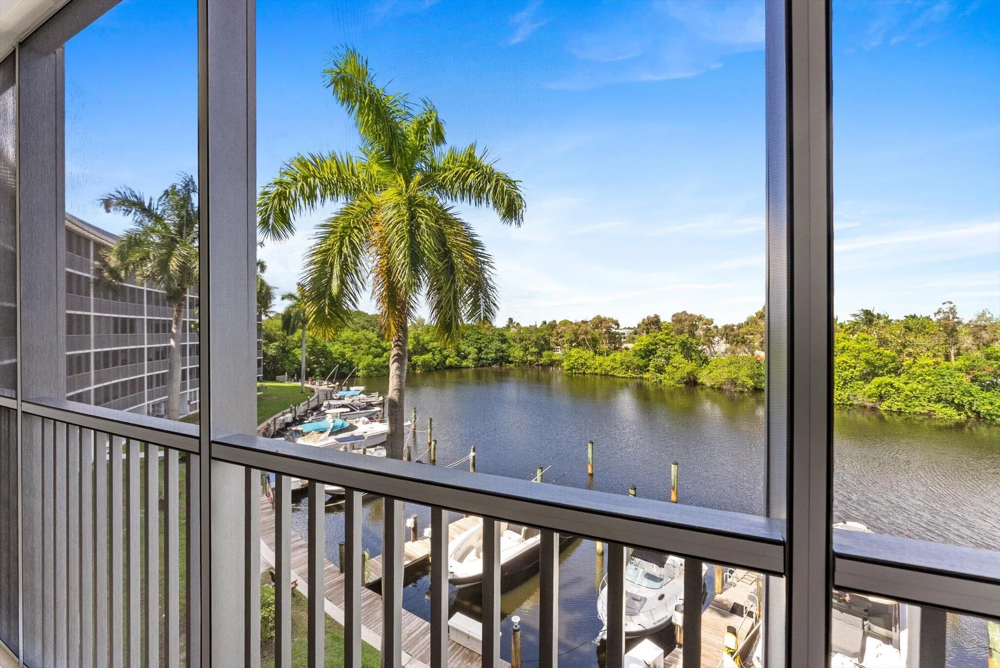 1319 E HILLSBORO Boulevard #409