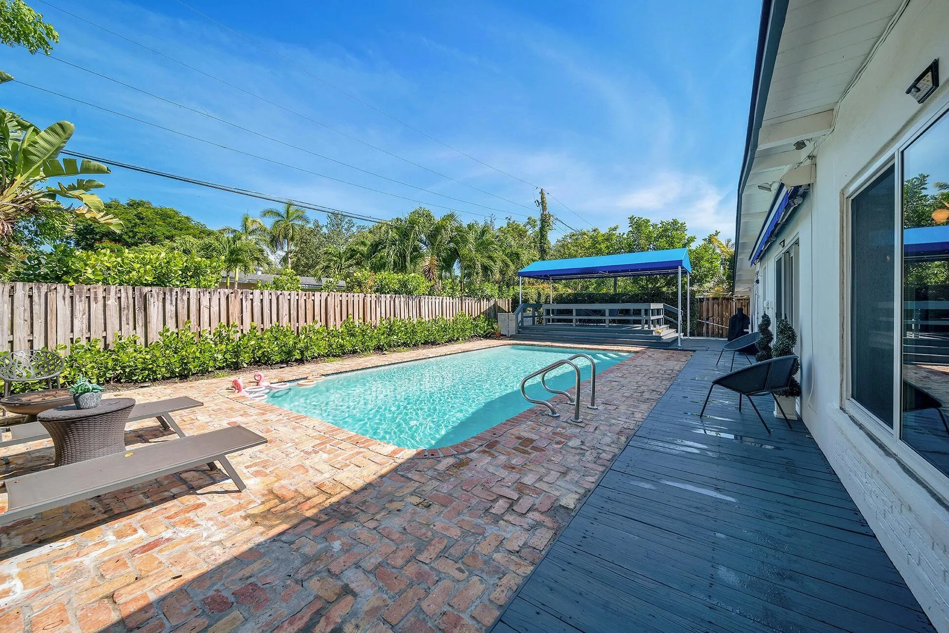 1303 Cordova Road