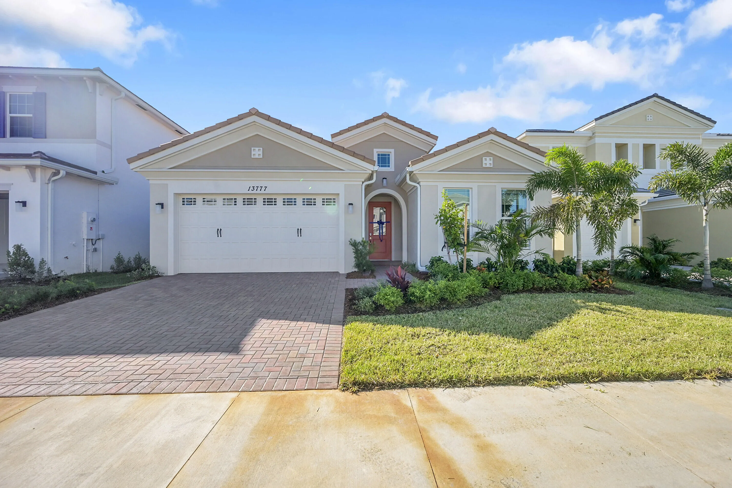 13777 Prickly Cone Cove