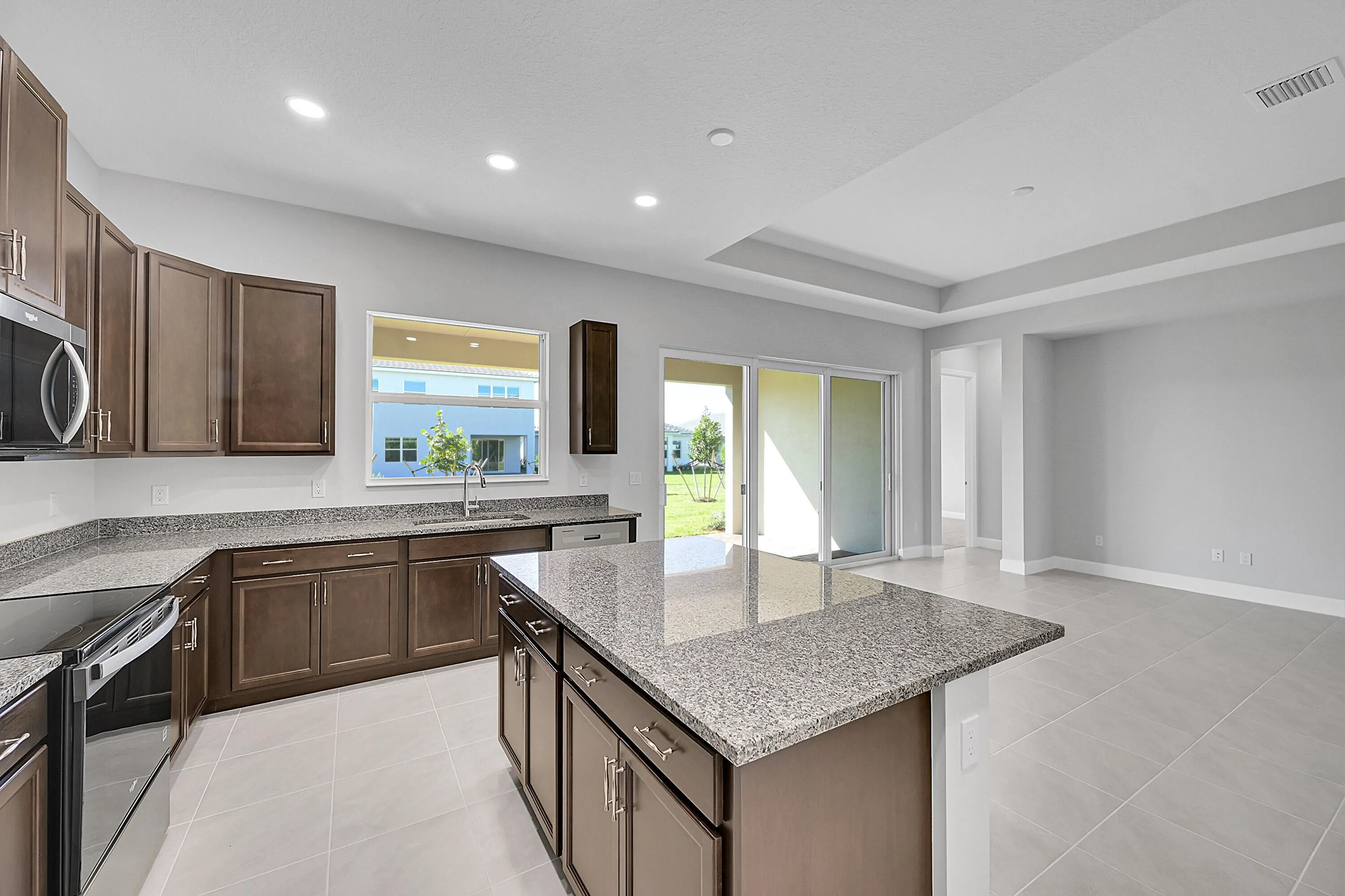 13777 Prickly Cone Cove