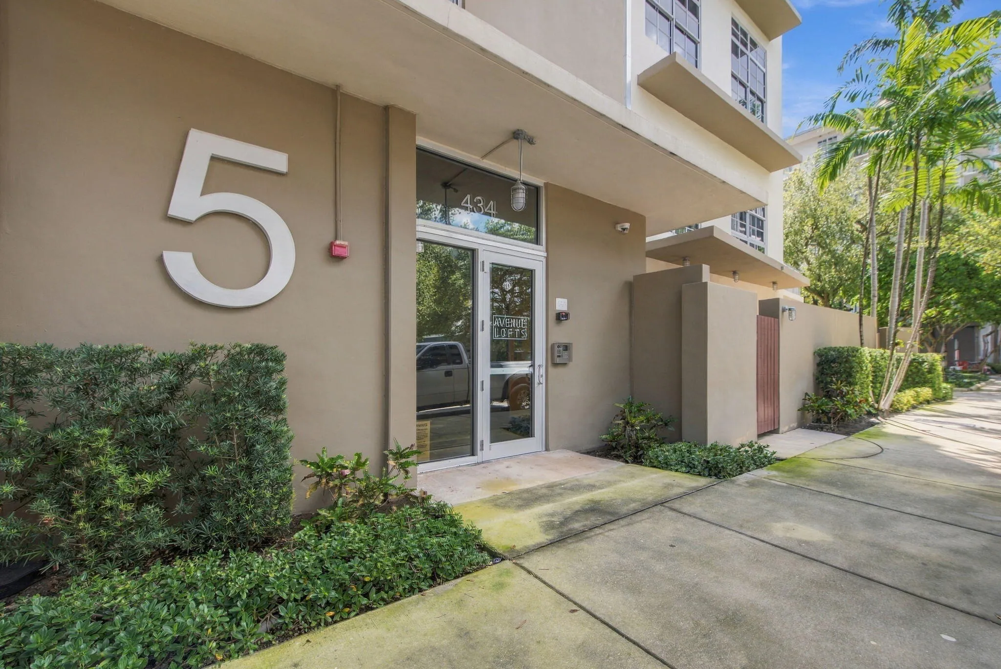 434 NW 1ST Avenue #203