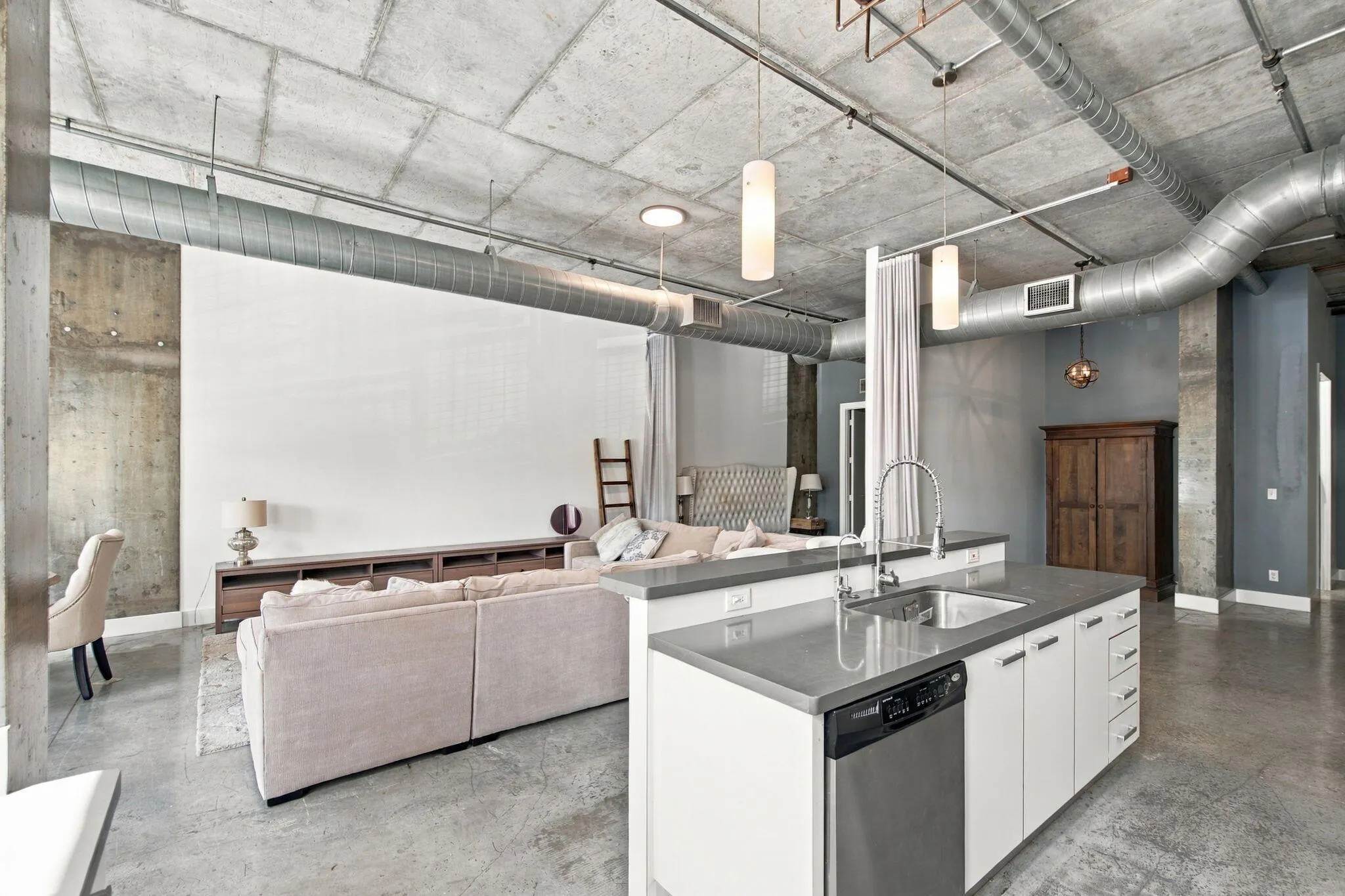 434 NW 1ST Avenue #203