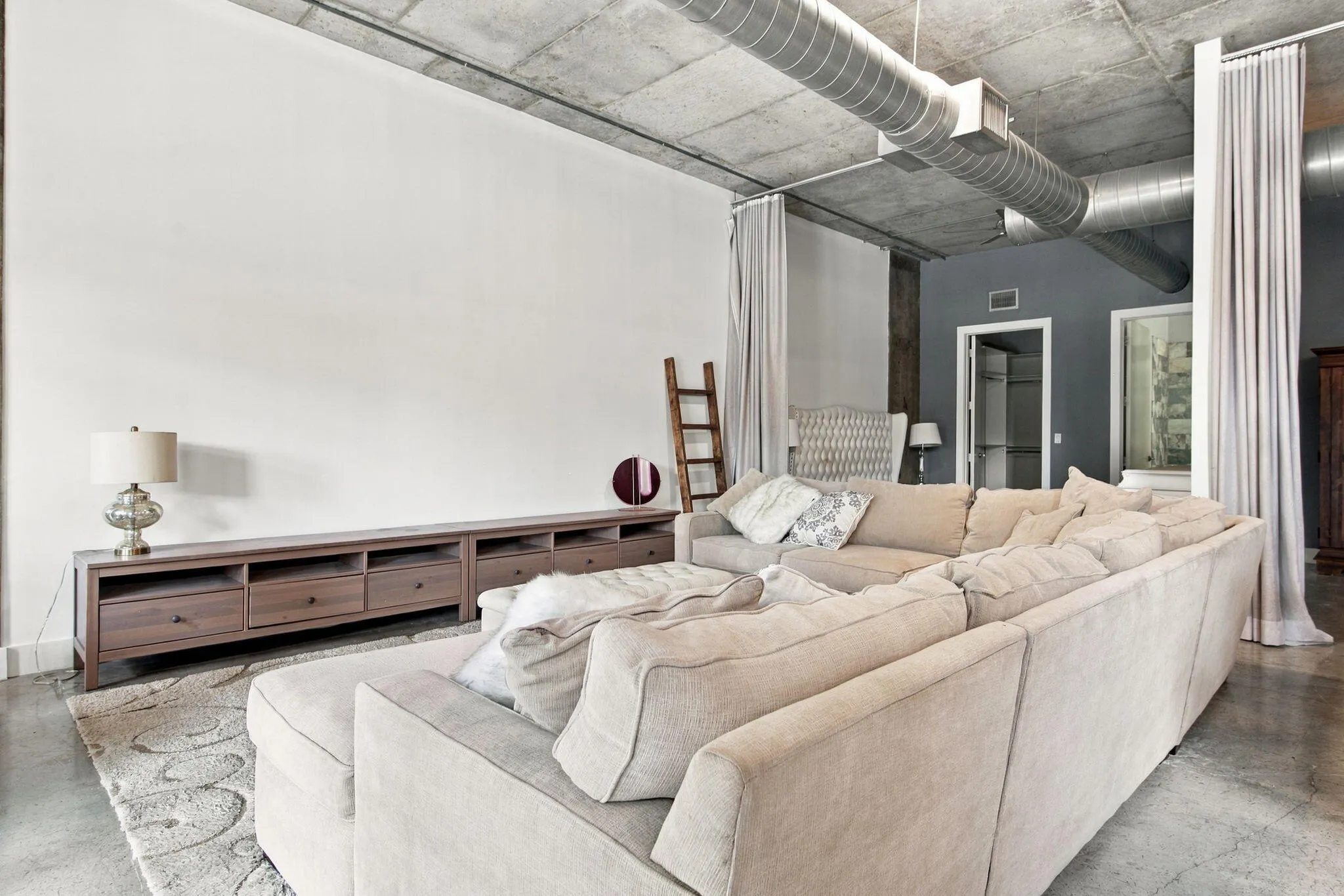 434 NW 1ST Avenue #203