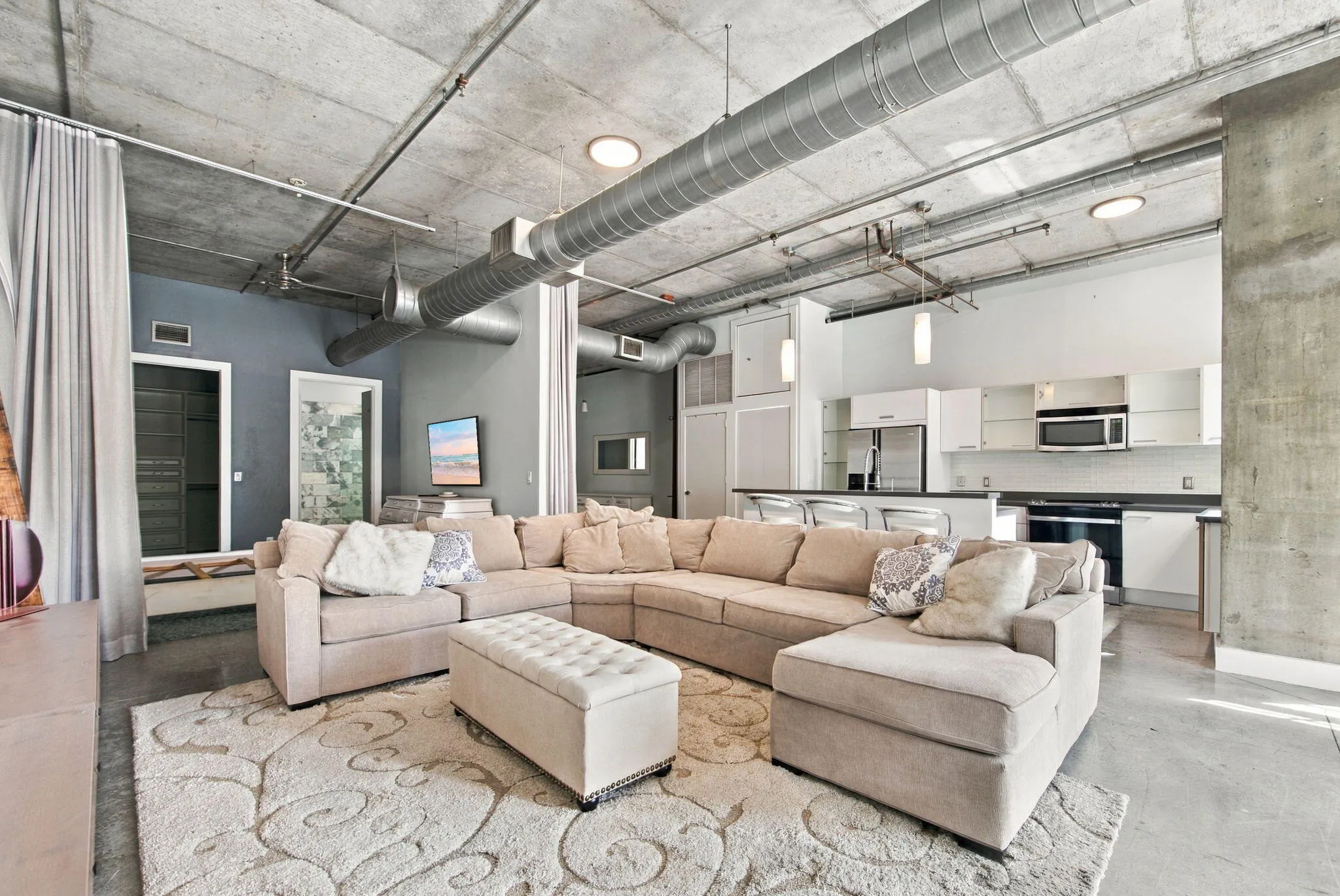 434 NW 1ST Avenue #203
