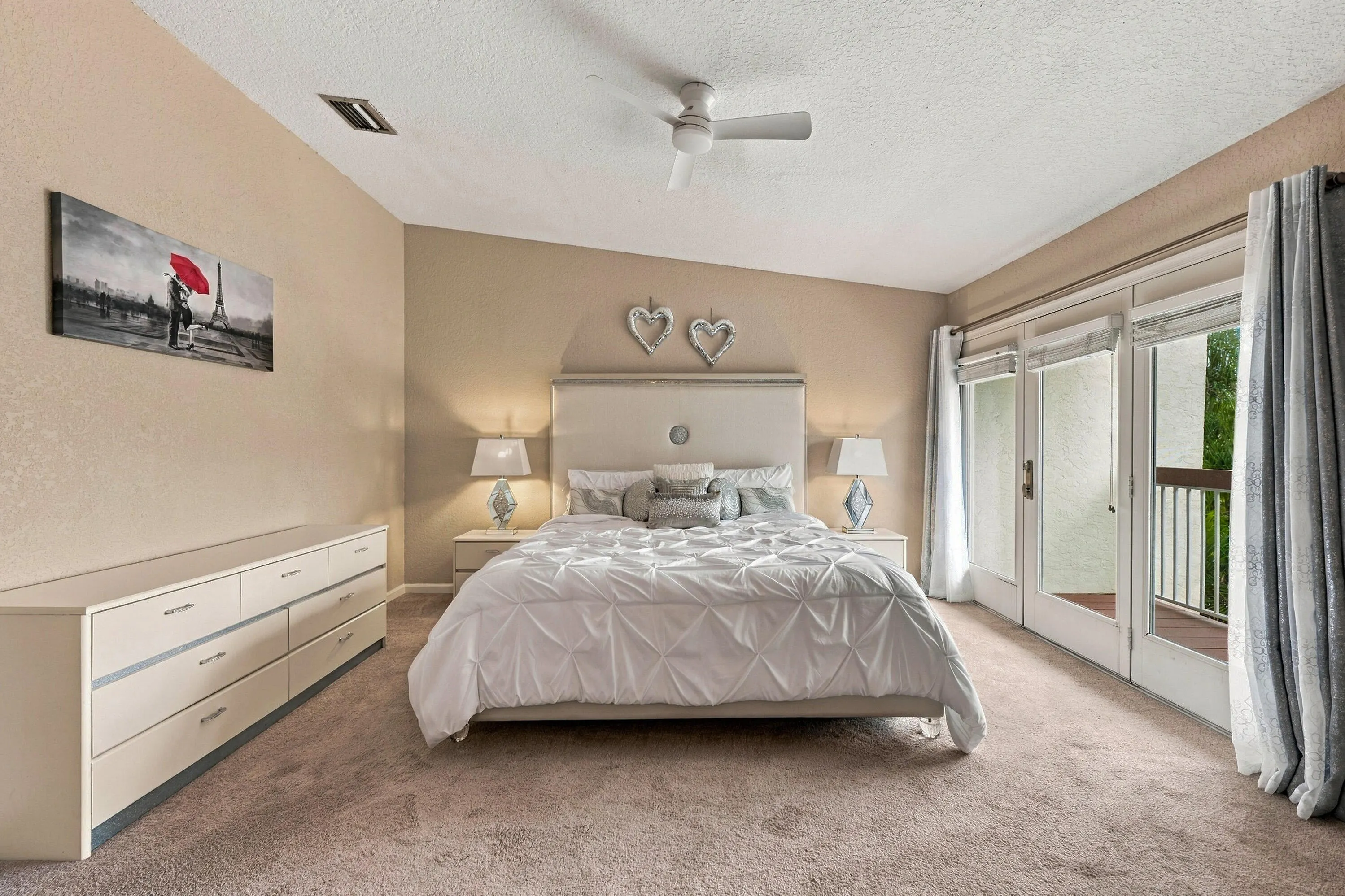 258 W HEMINGWAY Circle