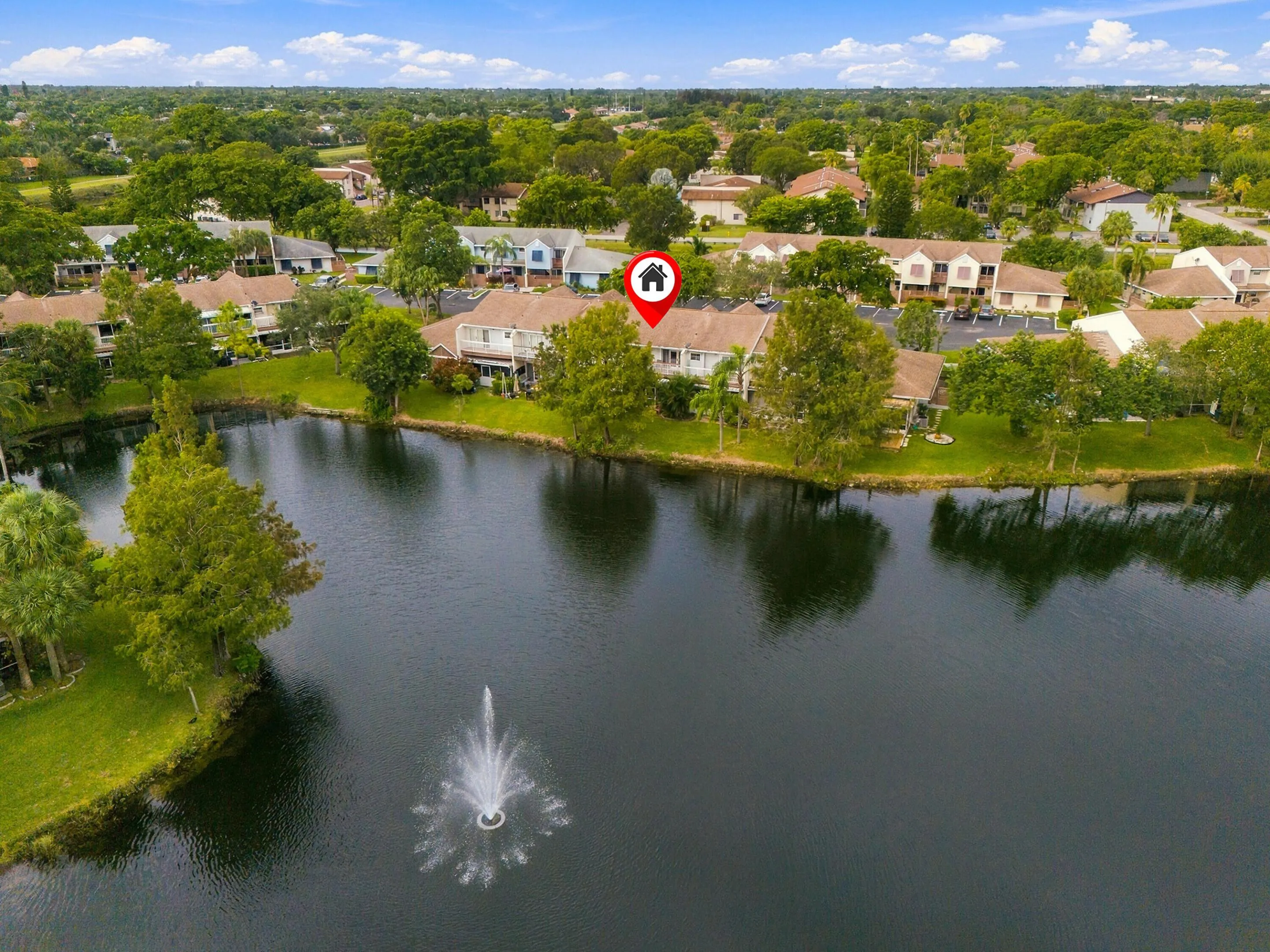 258 W HEMINGWAY Circle