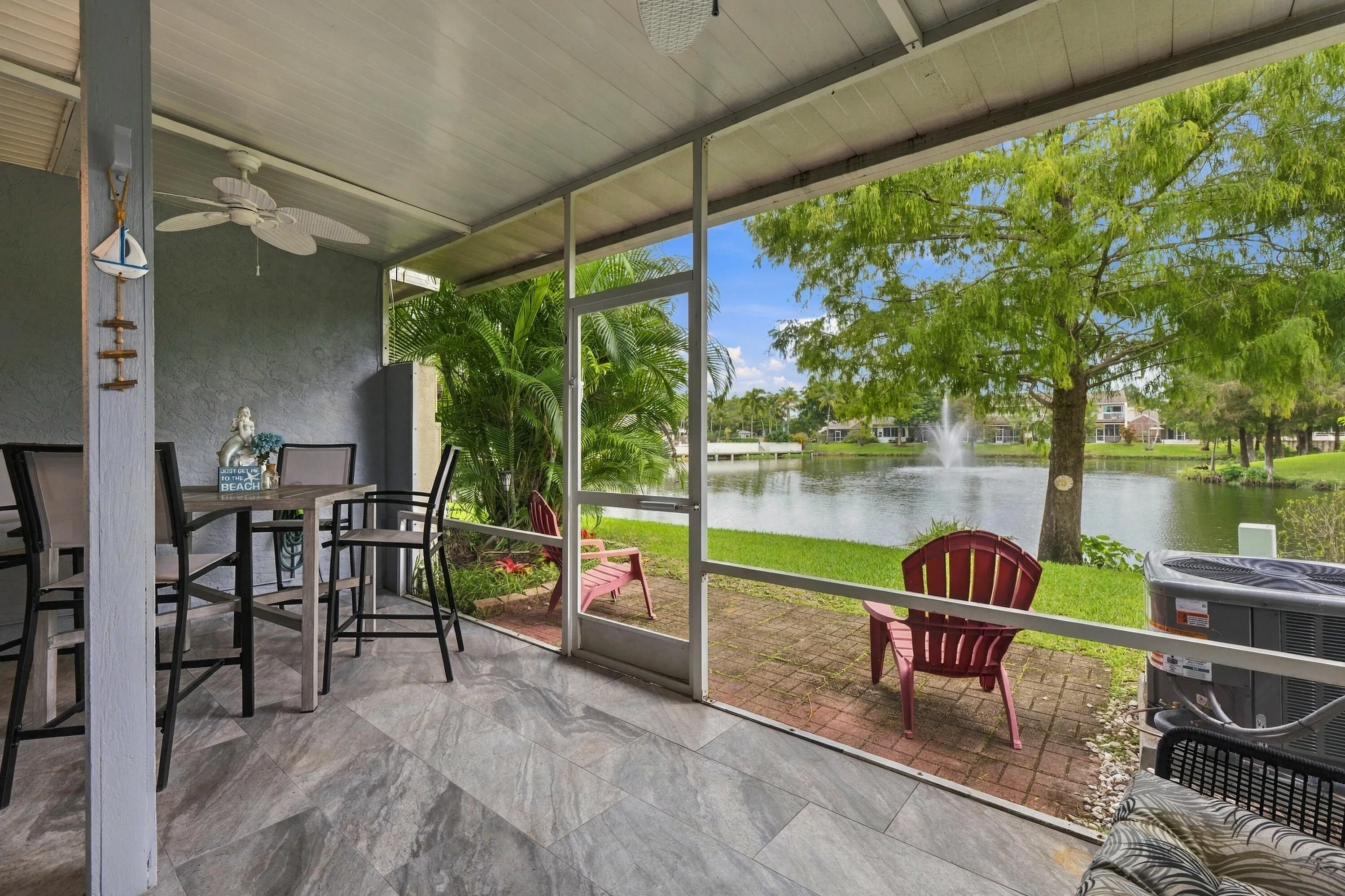 258 W HEMINGWAY Circle