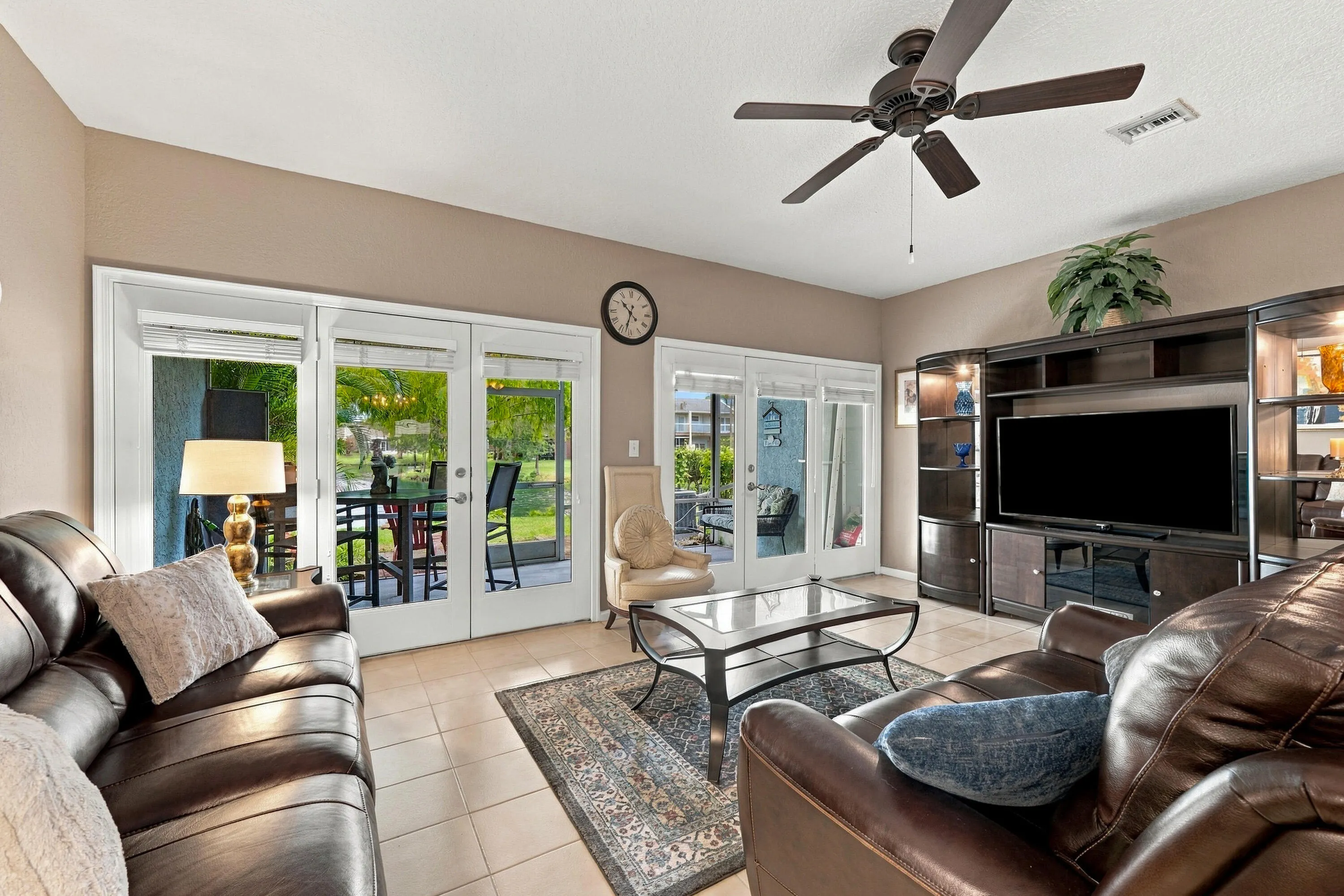 258 W HEMINGWAY Circle