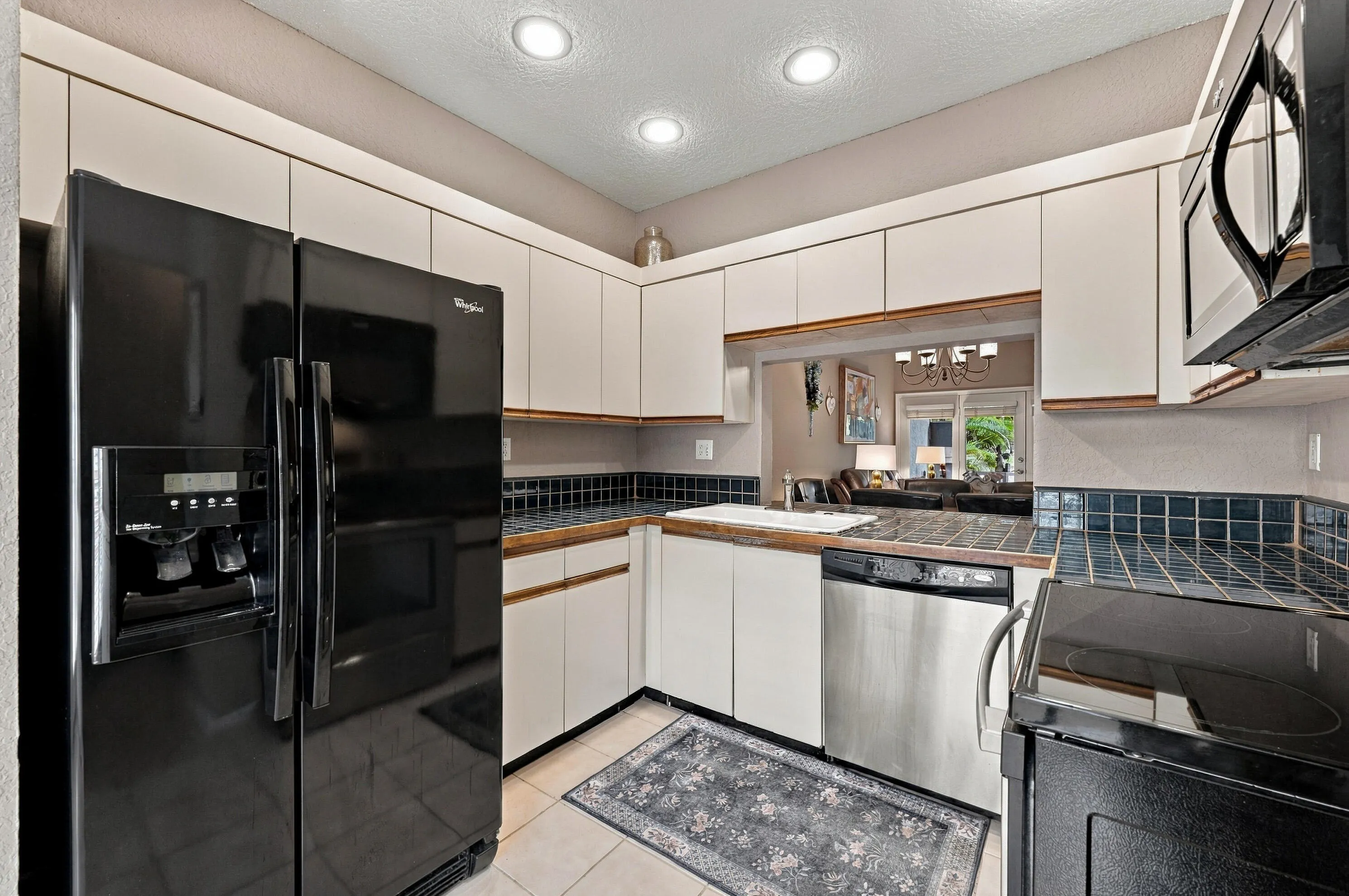 258 W HEMINGWAY Circle