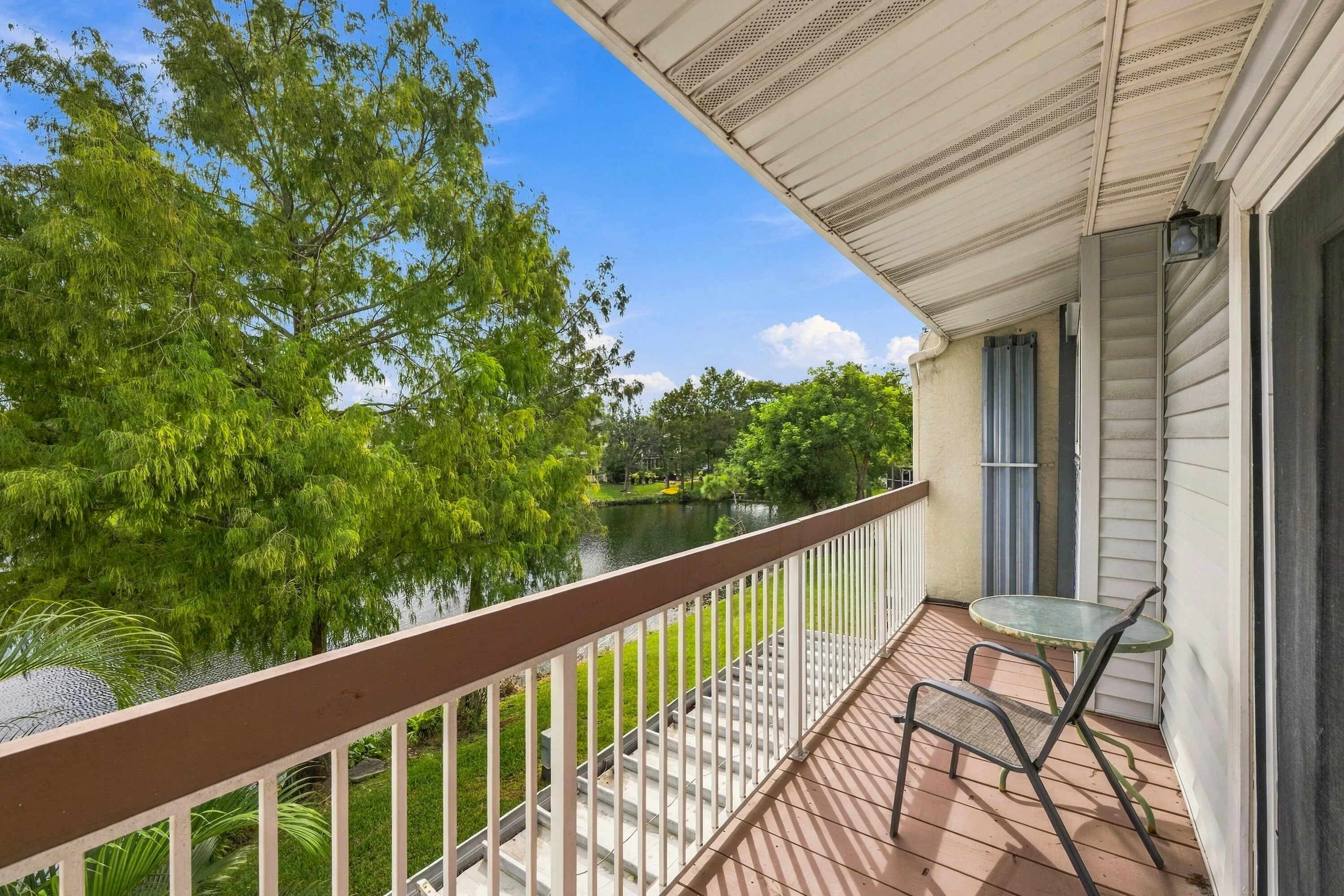 258 W HEMINGWAY Circle