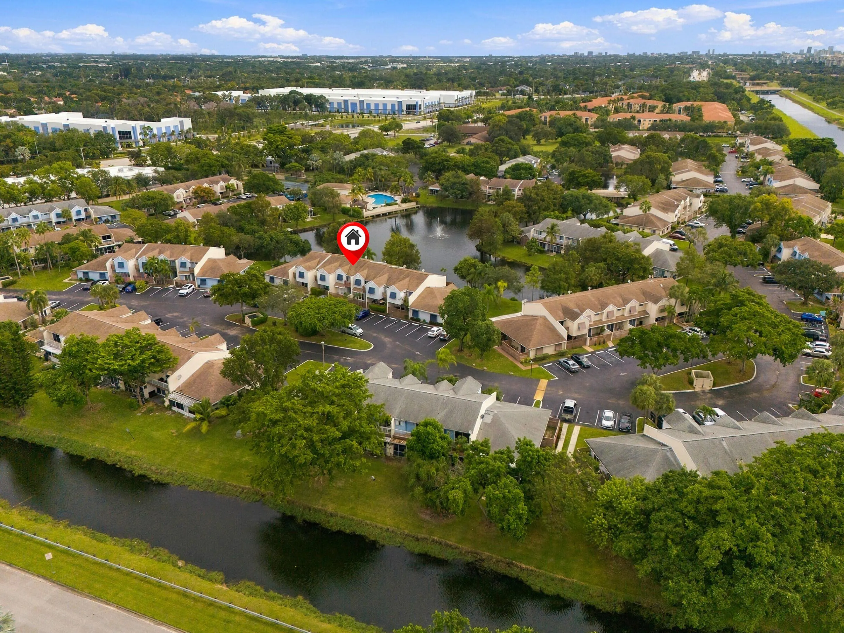 258 W HEMINGWAY Circle