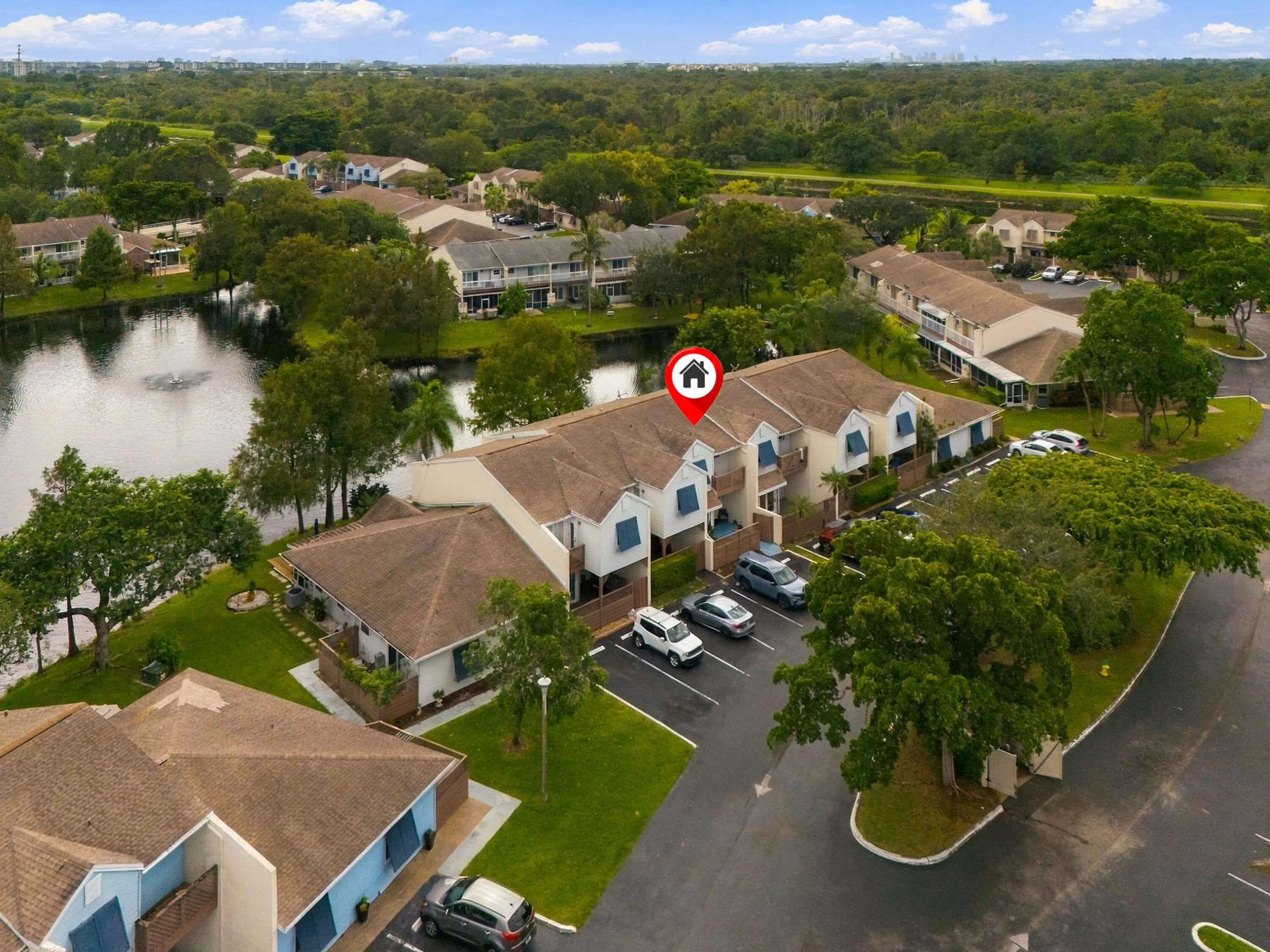258 W HEMINGWAY Circle