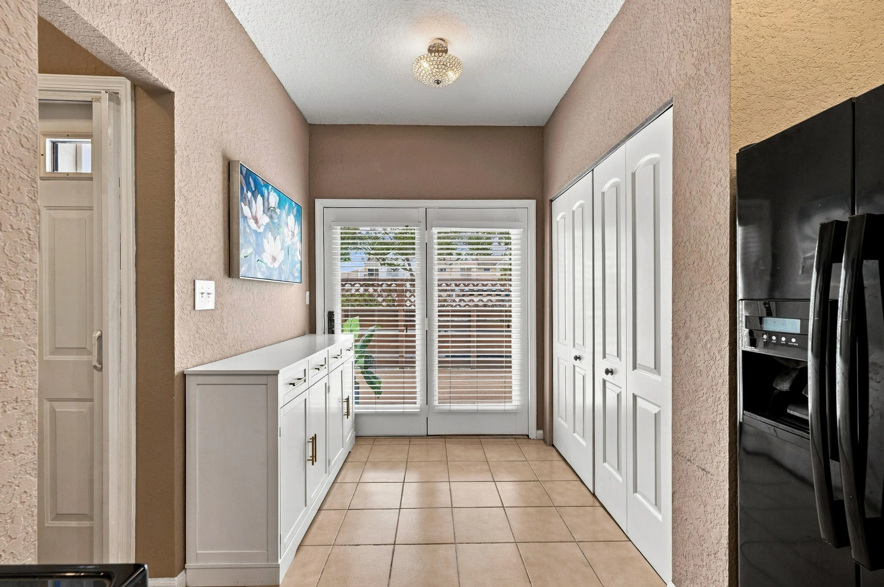 258 W HEMINGWAY Circle