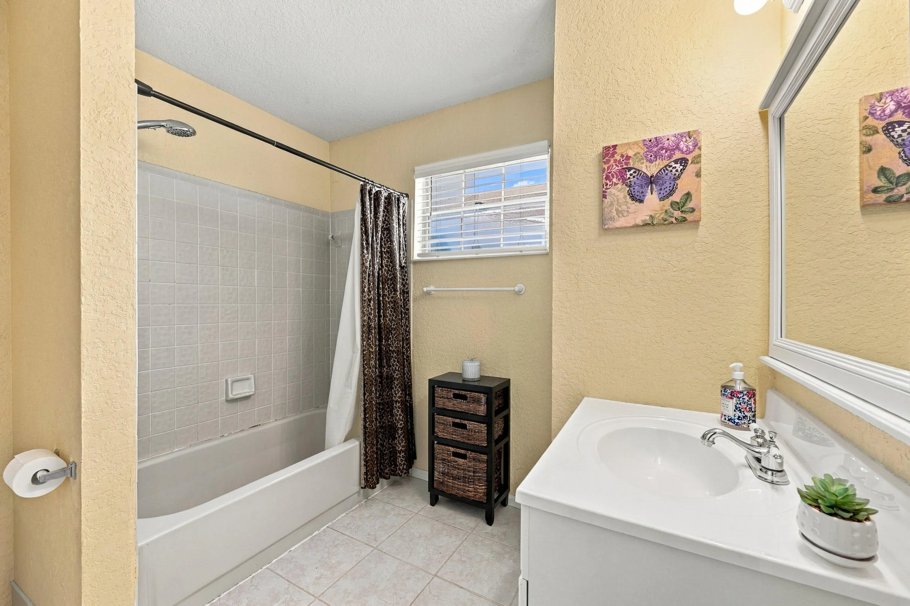 258 W HEMINGWAY Circle