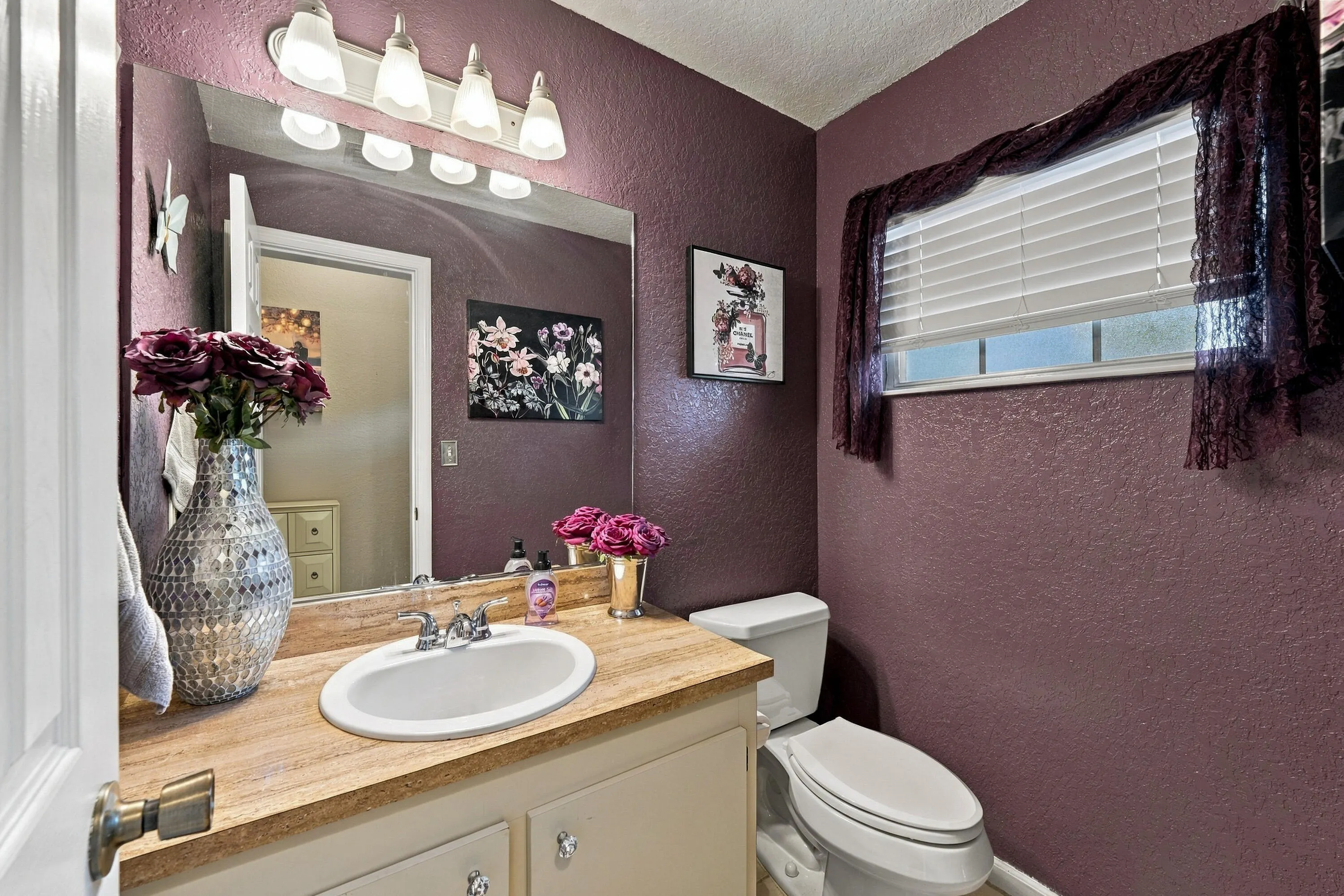 258 W HEMINGWAY Circle