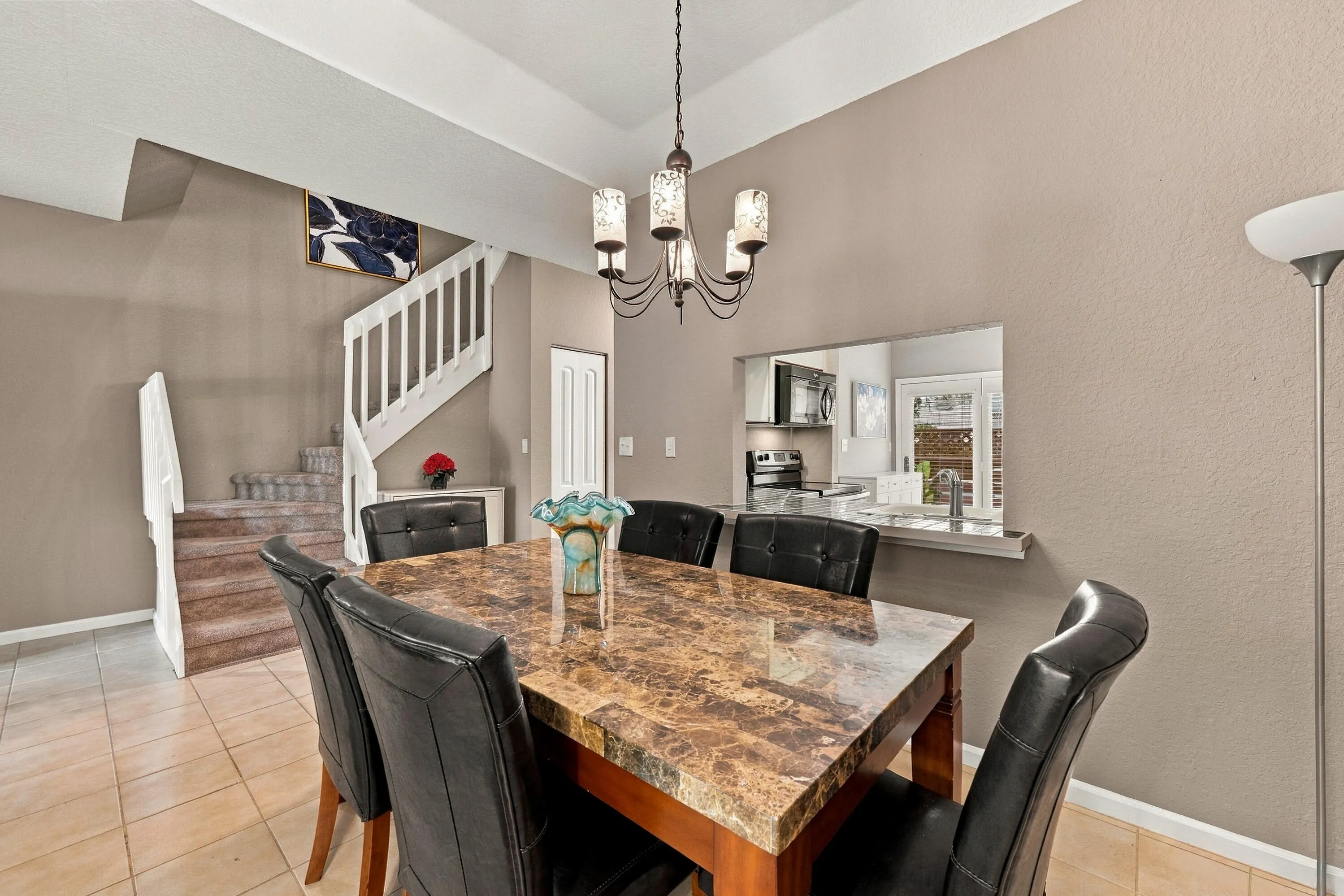 258 W HEMINGWAY Circle